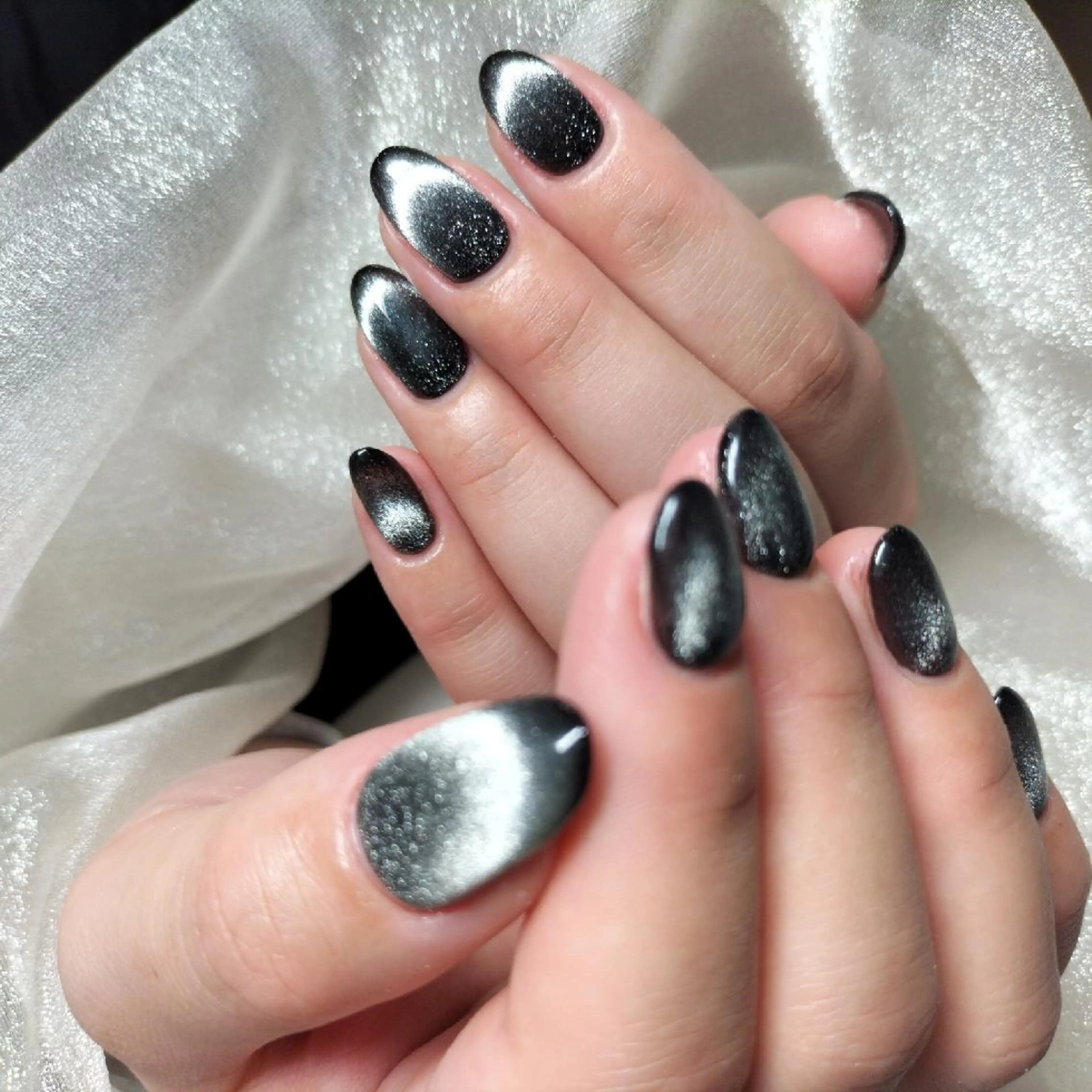 ネイル マグネットネイル ネイルサロン  STELLAのネイルデザイン