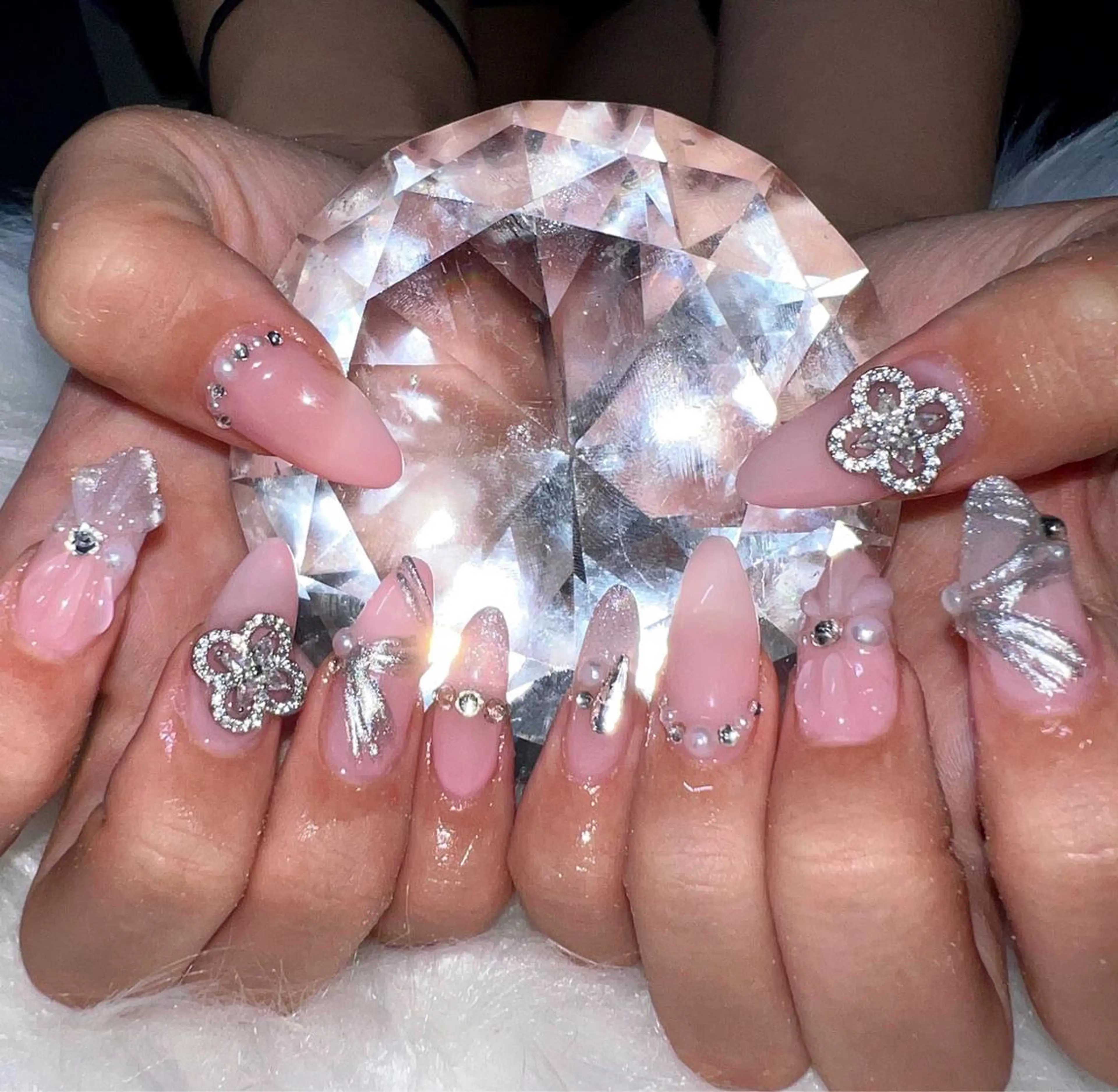 ロング ハンドネイル mao .のネイルデザイン