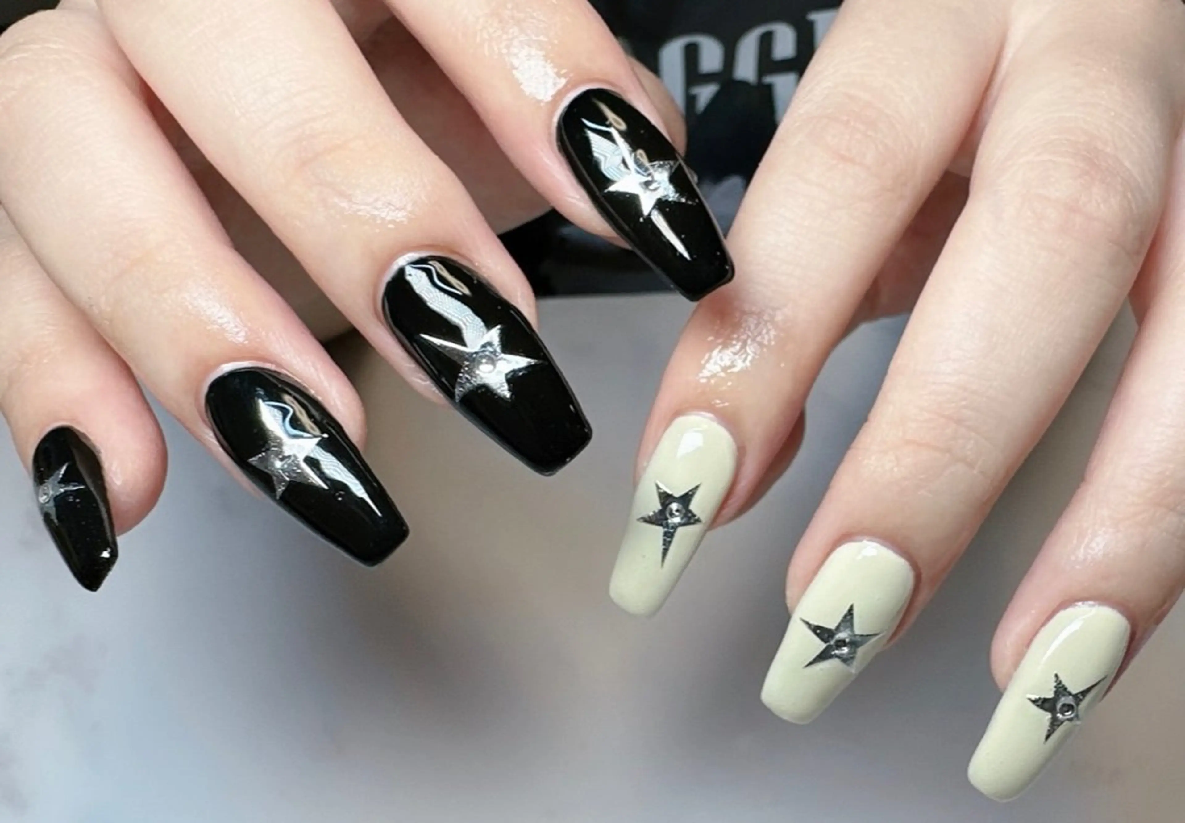 【Hand】持ち込みデザイン120分(デザイン、パーツ8本迄)の写真