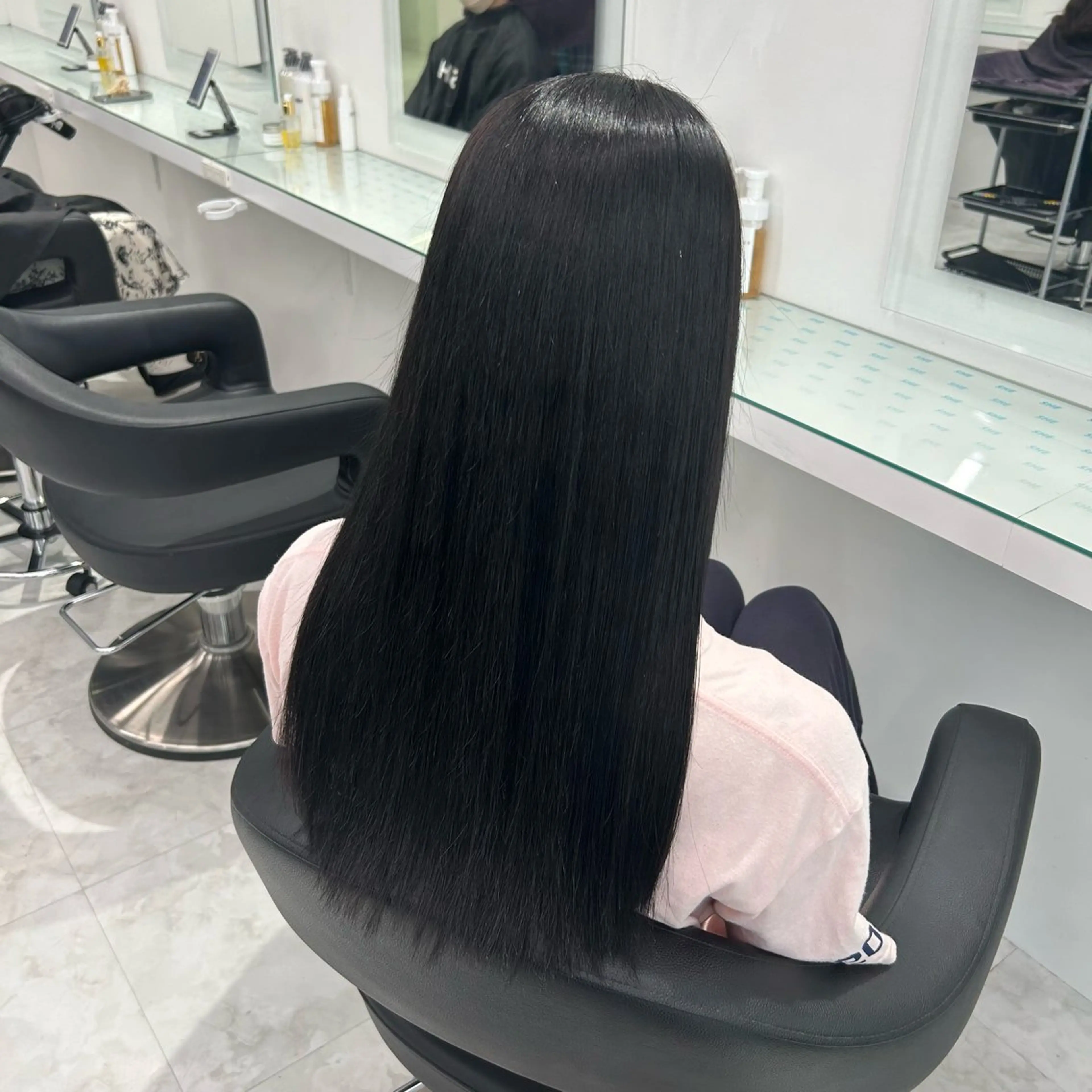 セミロング 🤍大人っぽ韓国暗髪 🤍Asuka🤍のヘアスタイル