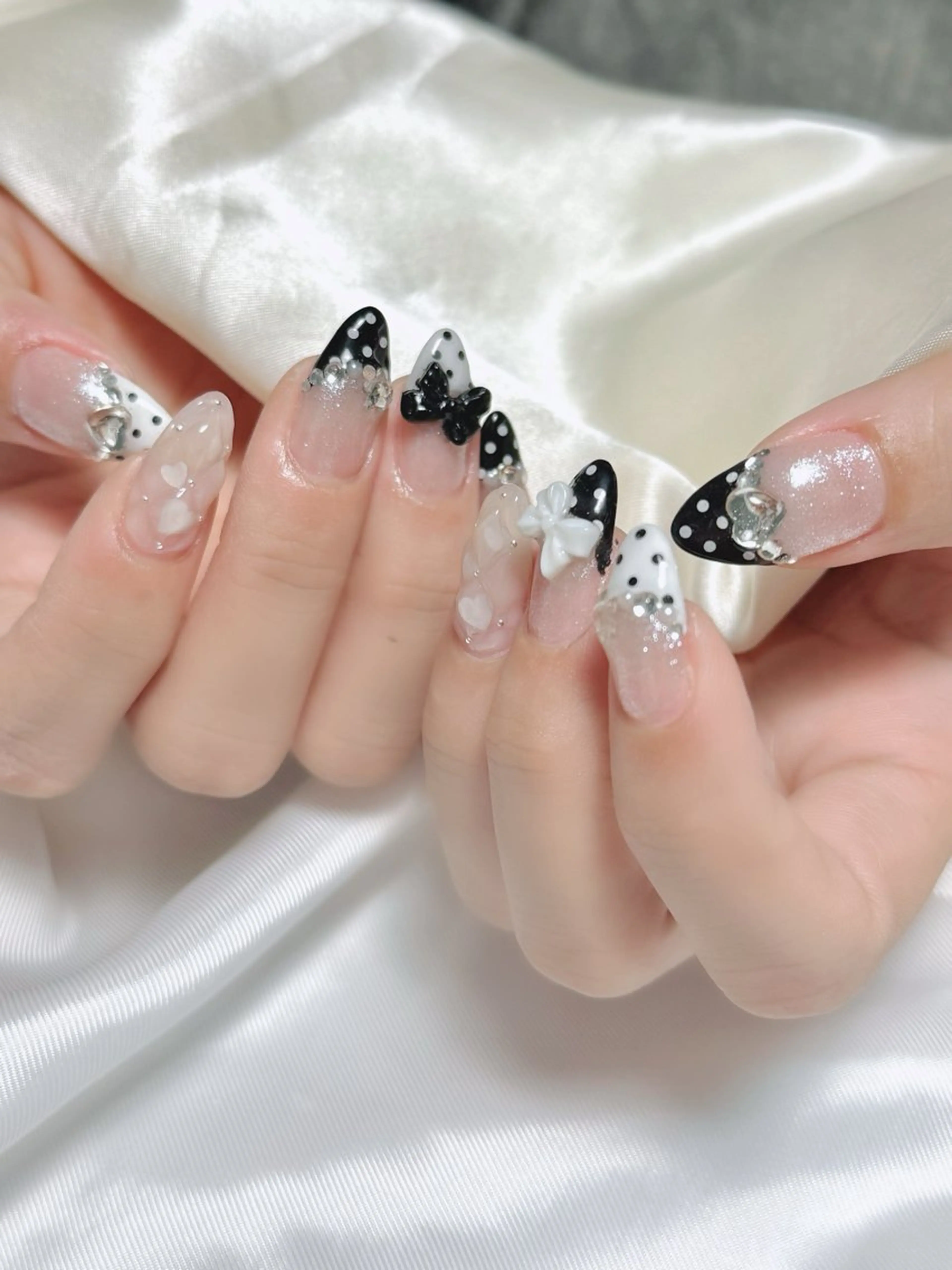 ネイル ハンドネイル miryeonail ミリョネイルのネイルデザイン