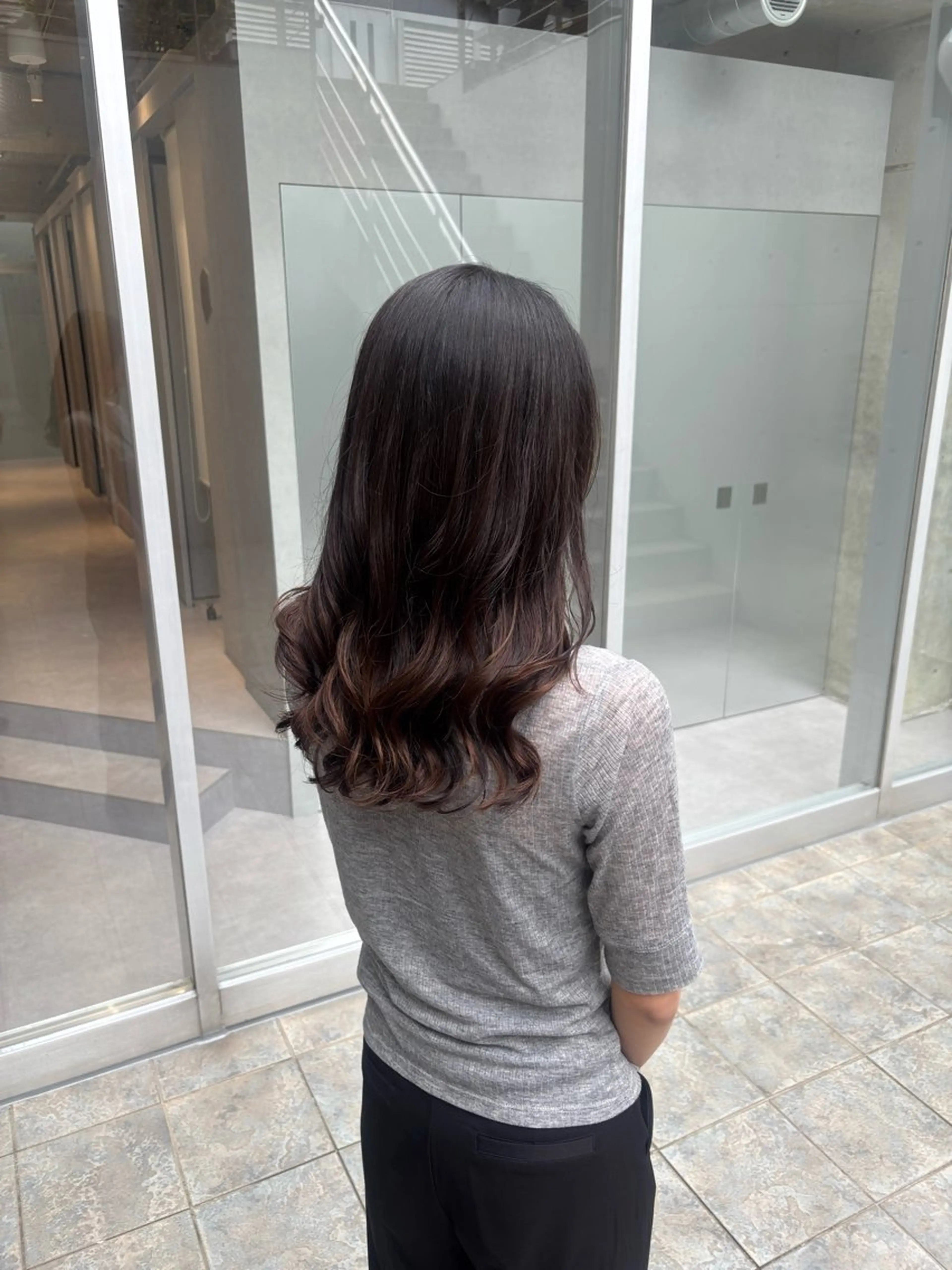 セミロング パーマ セミロングパーマ SALOWIN  表参道suite所属・✨モニター様募集✨ 縮毛矯正のプロのヘアスタイル