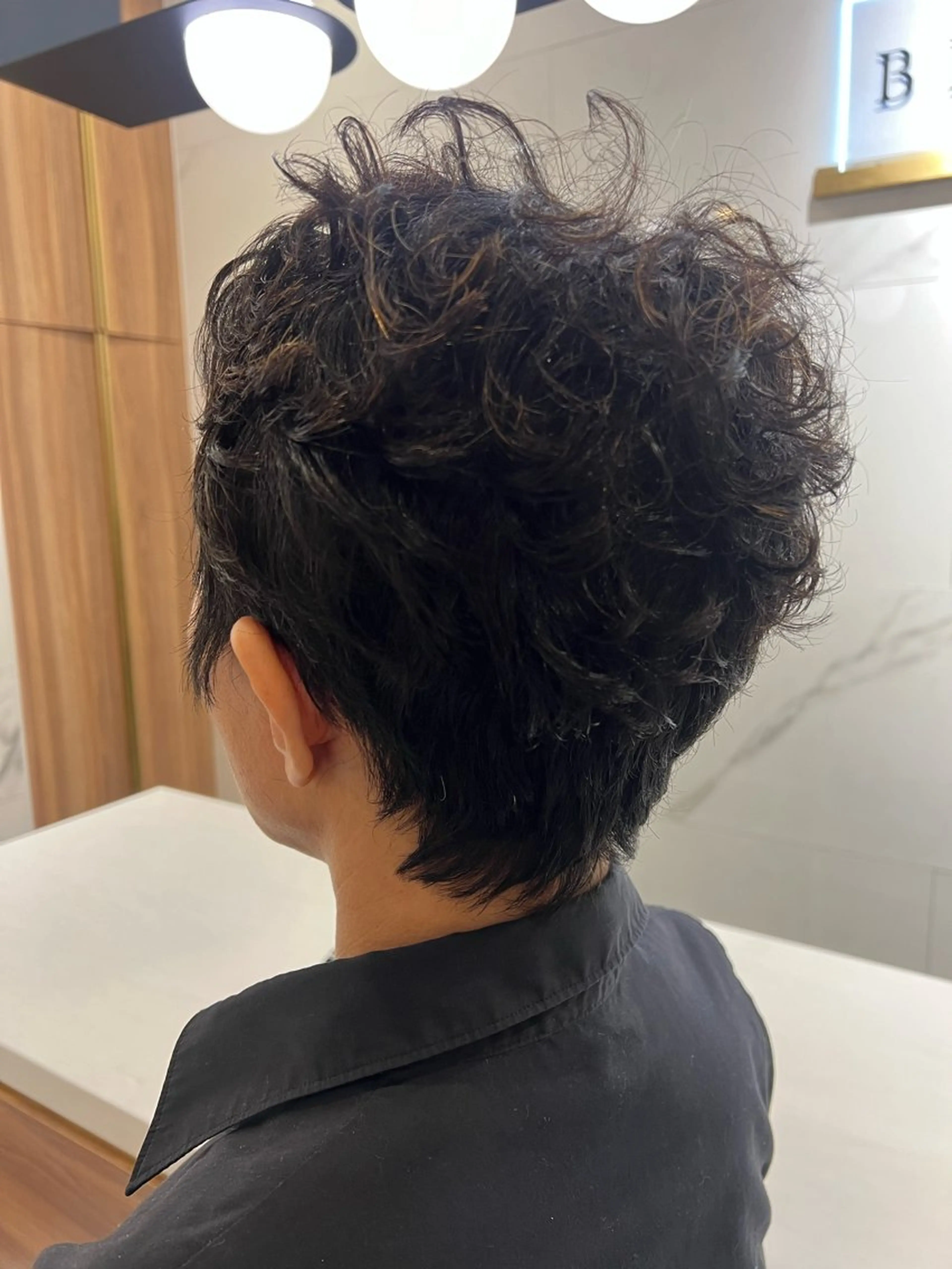 ショート 村中 逸紀のヘアスタイル