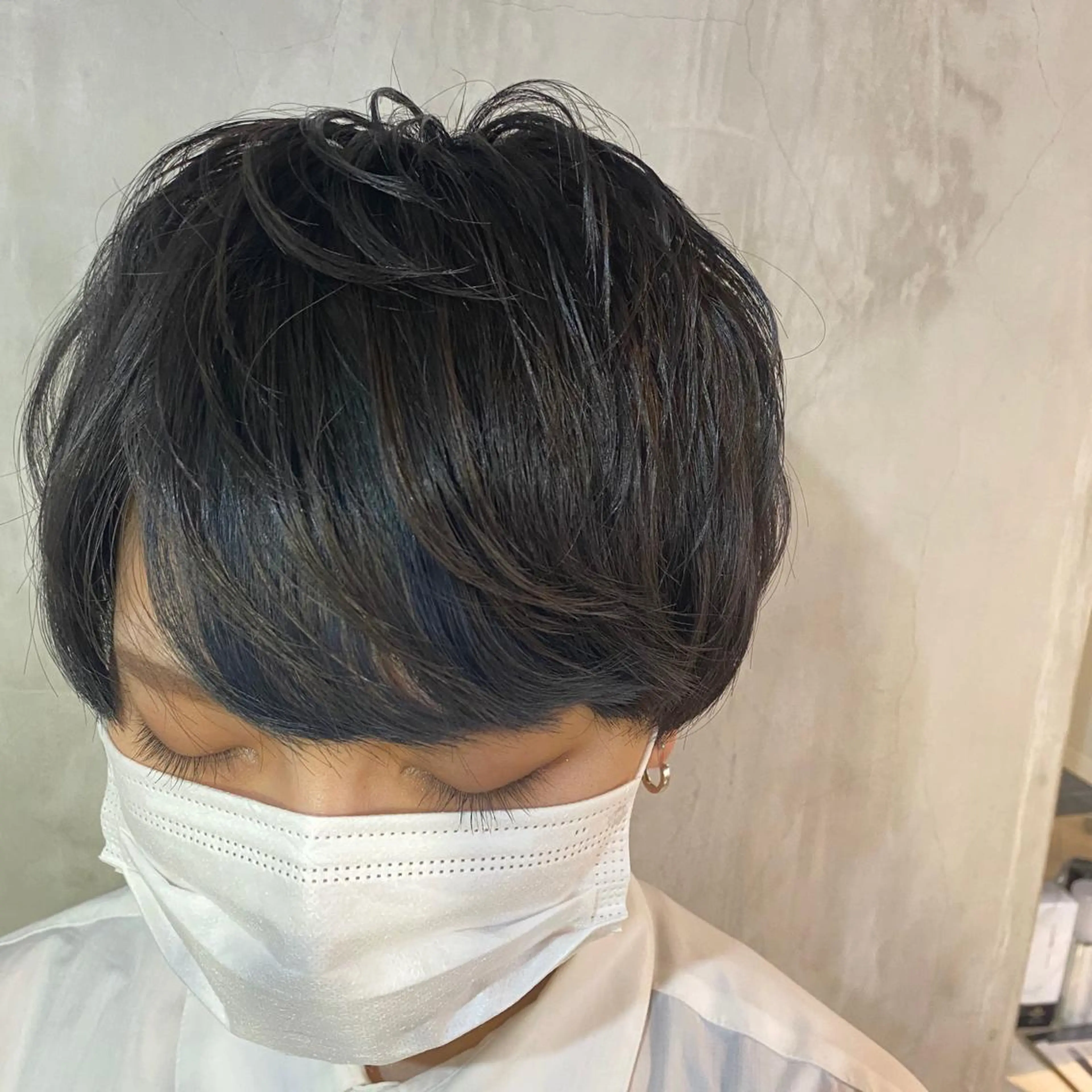 ショート カラー ヘアアレンジ 切りっぱなしボブ/ デザインカラー店長のヘアスタイル