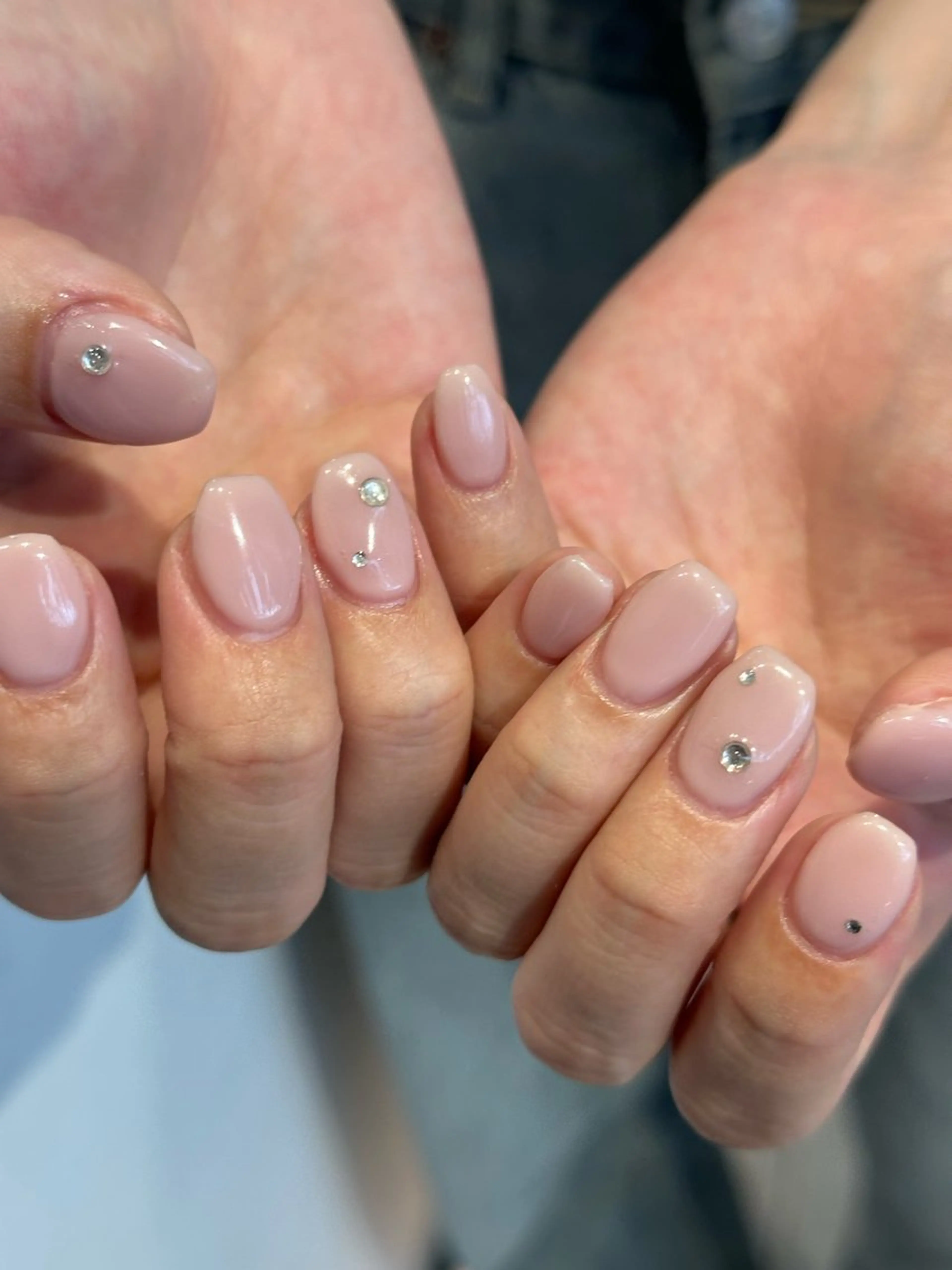 ネイル ハンドネイル 🎀韓国レイヤー特化 🎀ベージュ/ミクのヘアスタイル