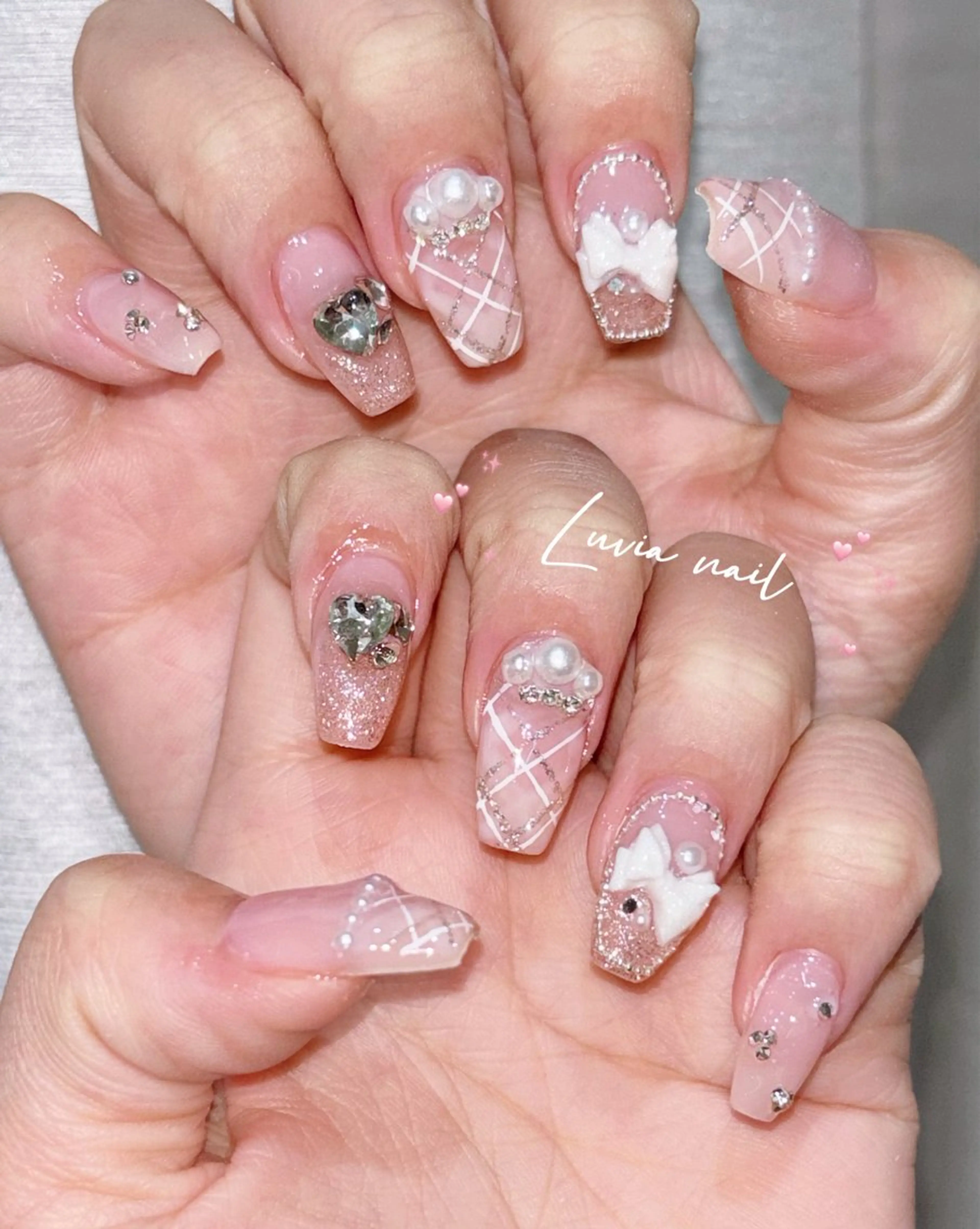 ネイル 持ち込み シンプルネイル ワンホンネイル ハンドネイル Lychee nail salon所属・🍒Luvia ワンホンネイルのネイルデザイン
