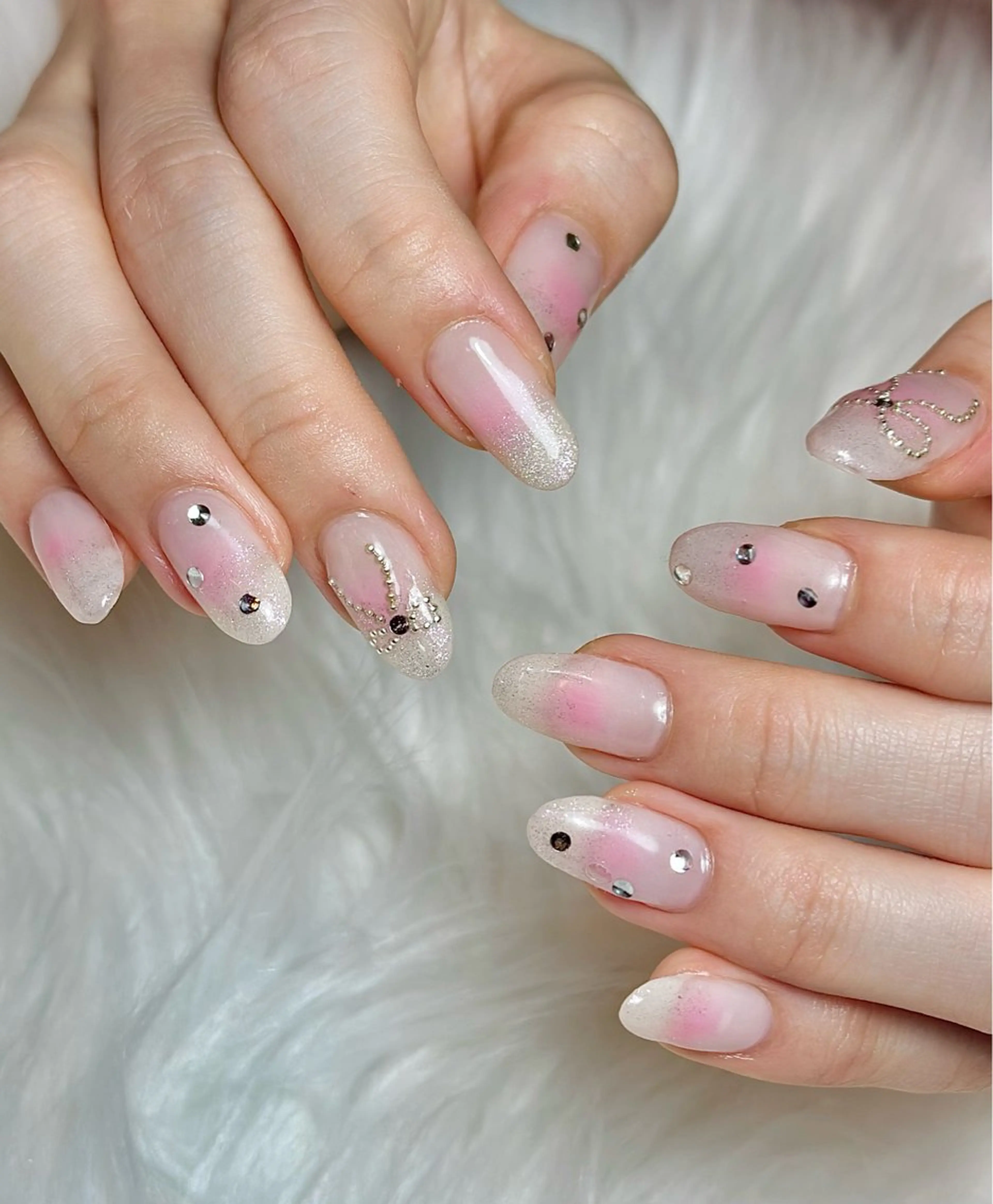 ネイル チークネイル ハンドネイル m_nail所属・O Mayaのネイルデザイン