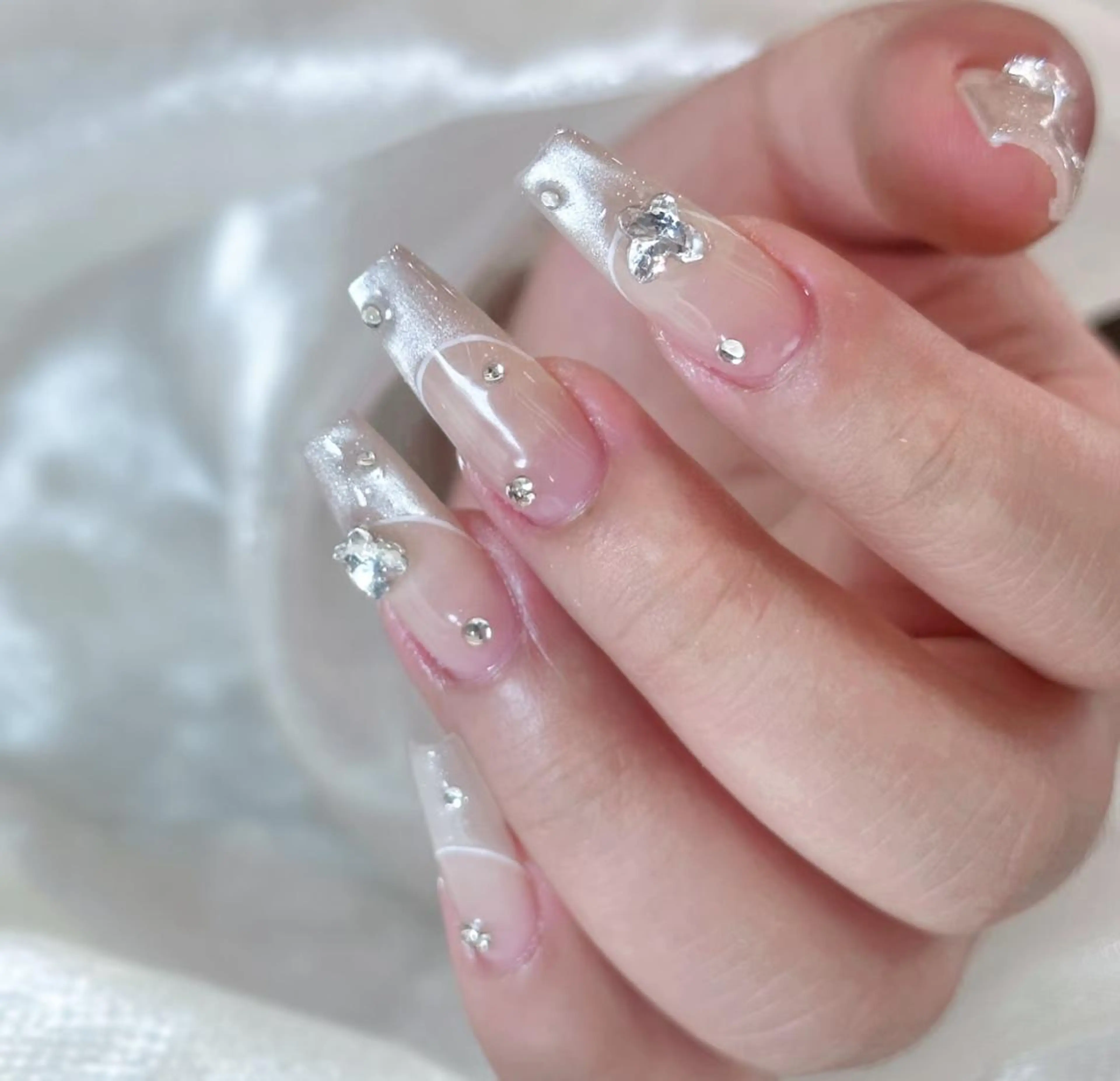 ネイル ハンドネイル ハンドケア 🍑 momo_nailのネイルデザイン