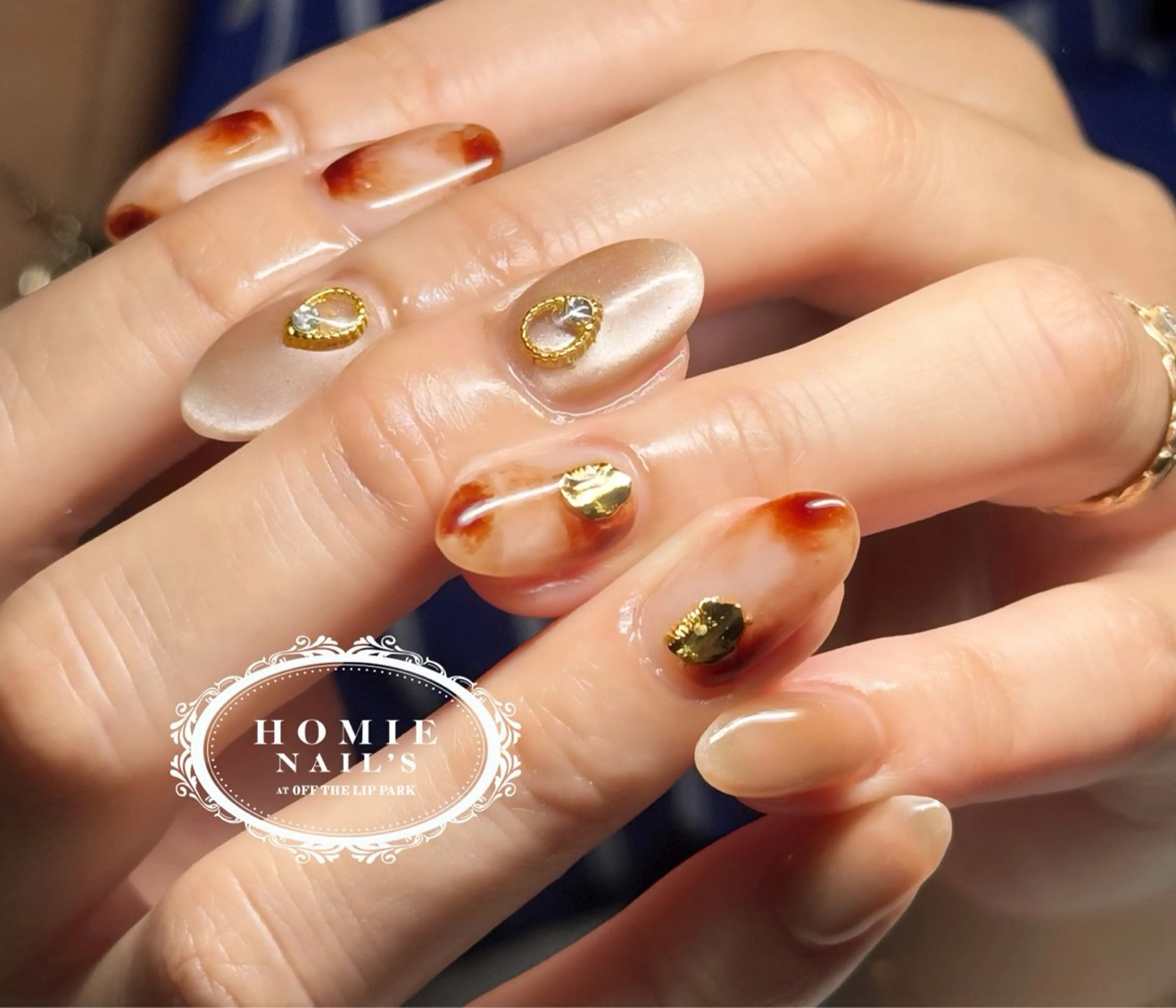 ネイル オフザリップパーク Asamiのネイルデザイン