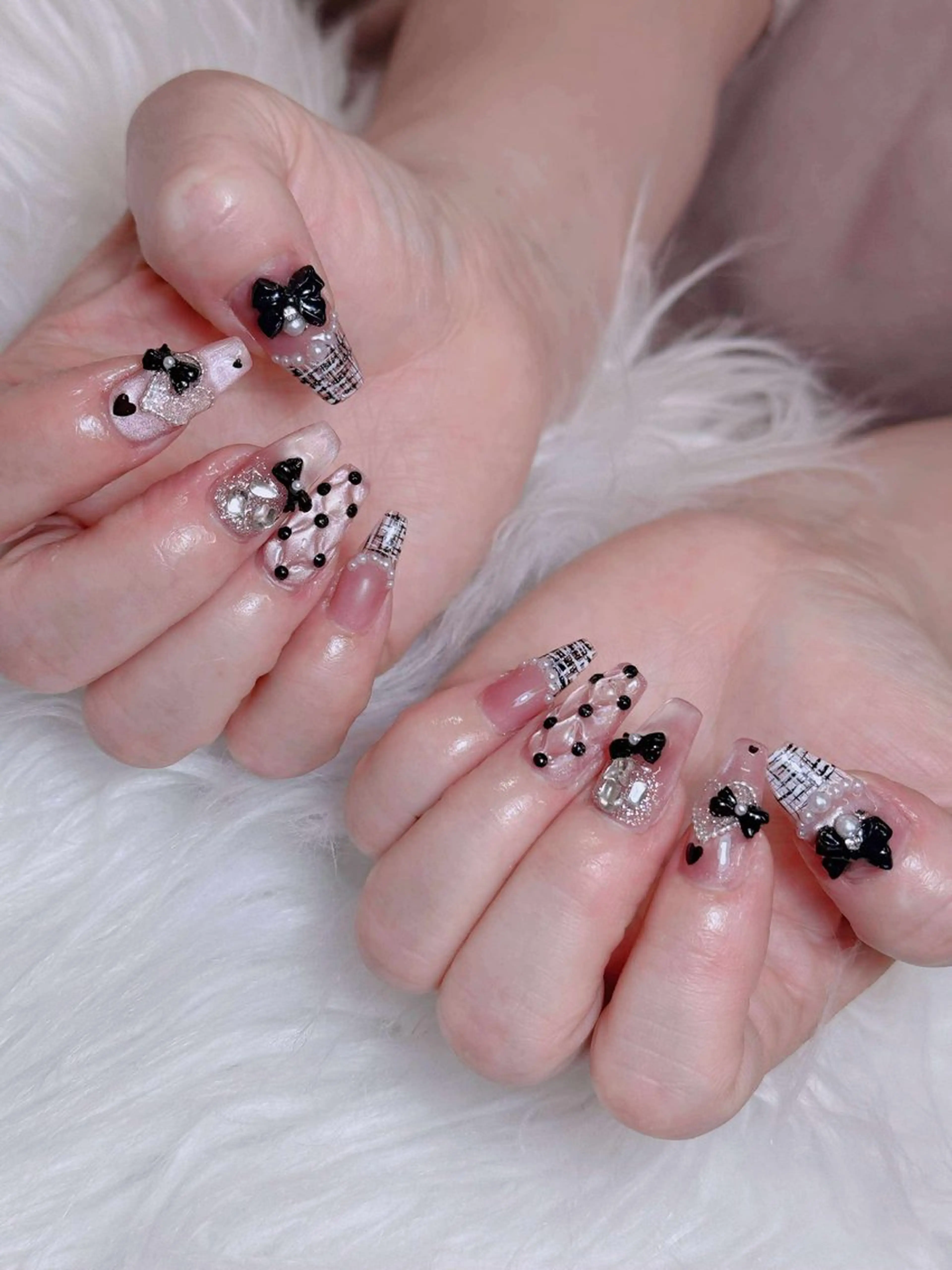 ネイル オーロラネイル チークネイル フットネイル フレンチネイル 韓国ネイル ハンドネイル Lumi Nailのネイルデザイン