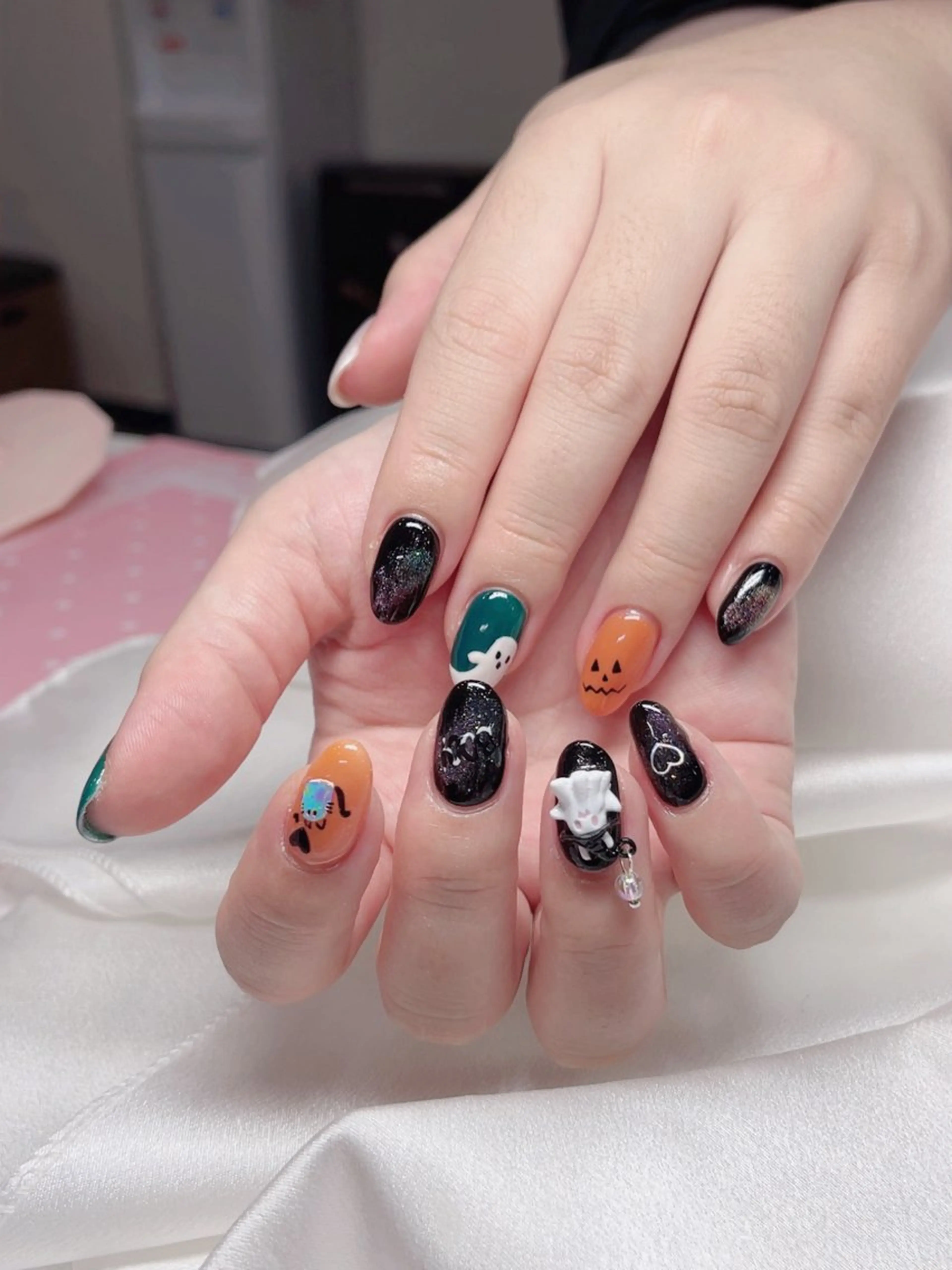 ネイル Ui_Amor (パラジェル)のネイルデザイン