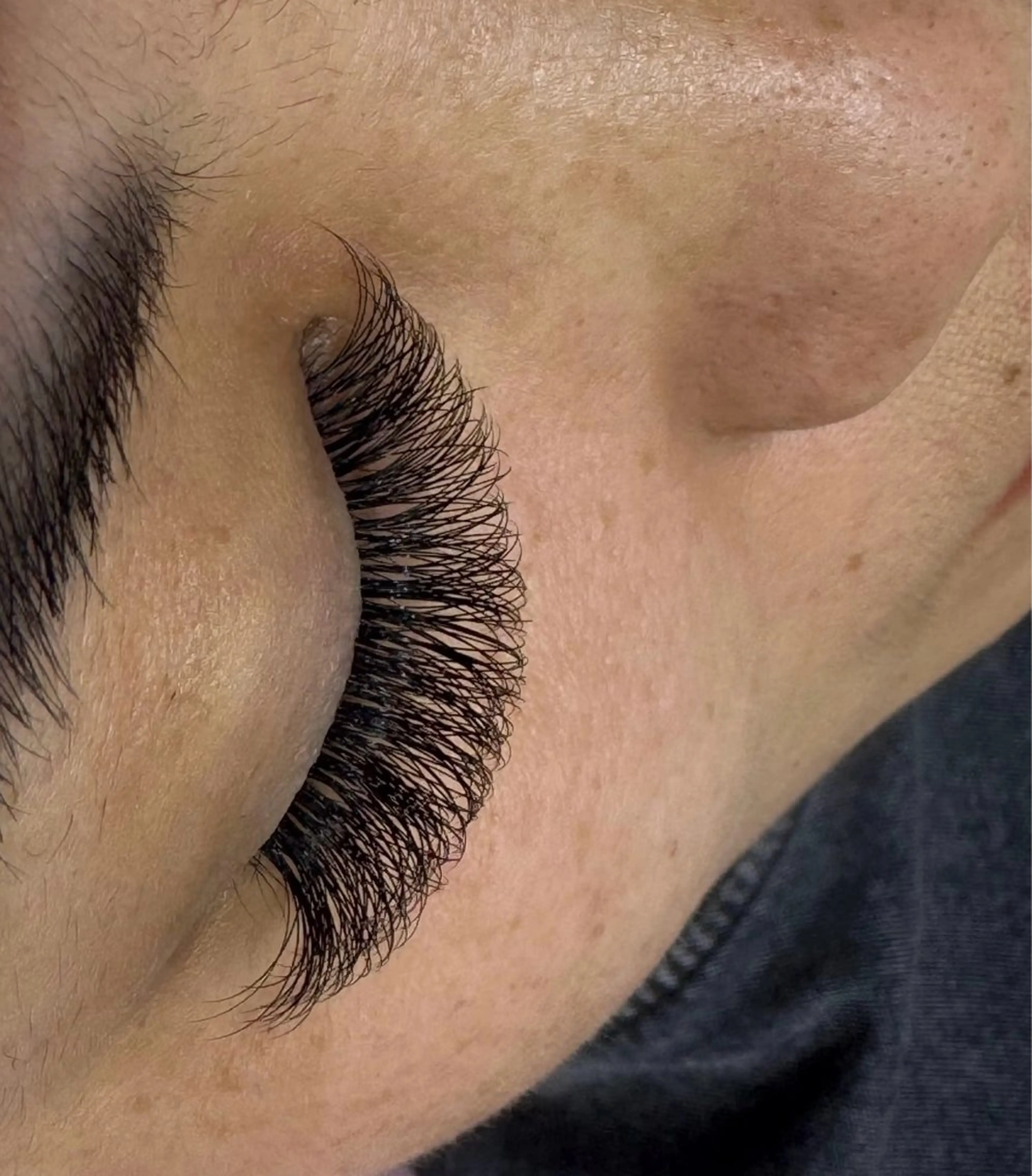 ミディアム ユミナガ ジンのマツエク・マツパデザイン