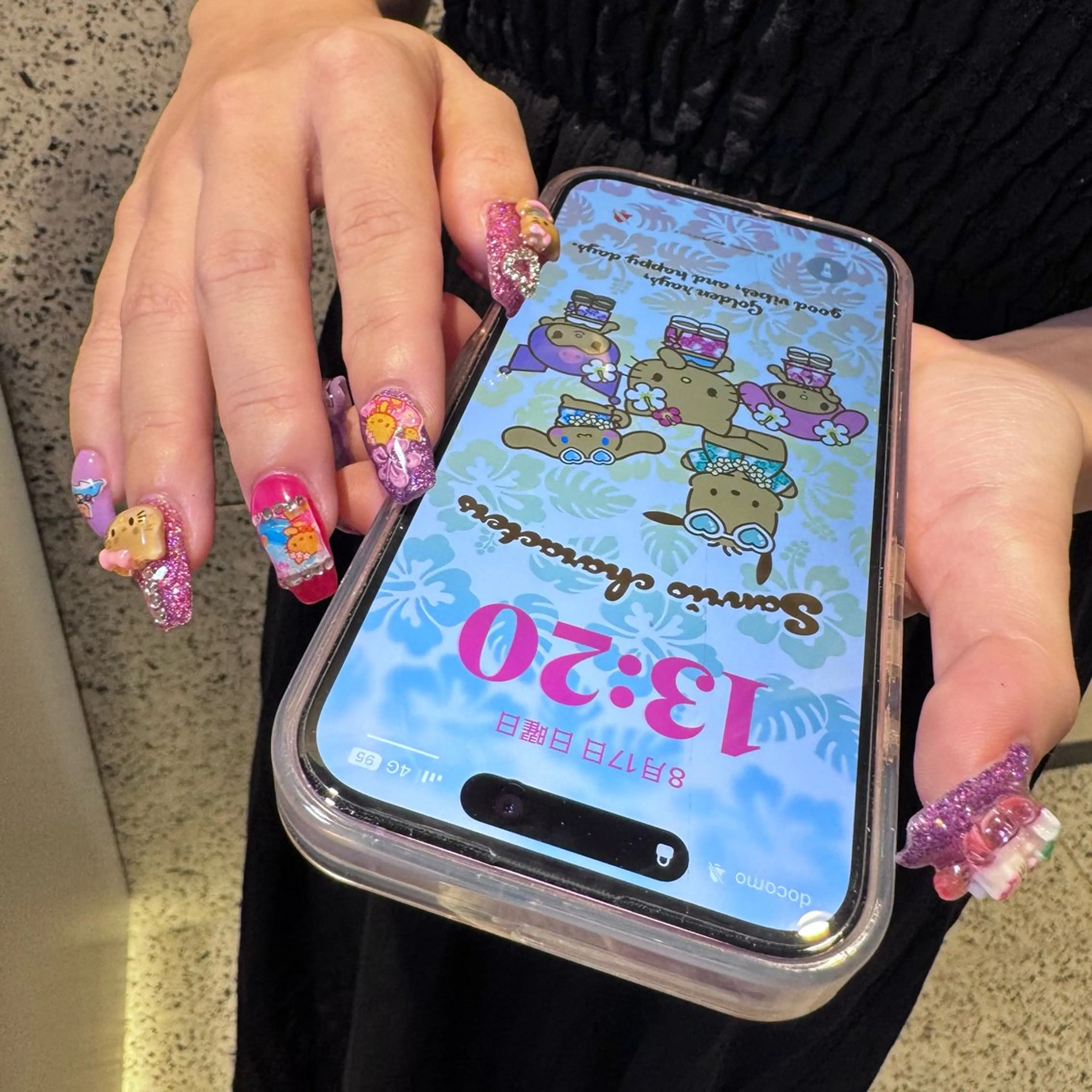 ネイル ハンドネイル RIEKO🍒 ワンホン♡推しネイルのネイルデザイン