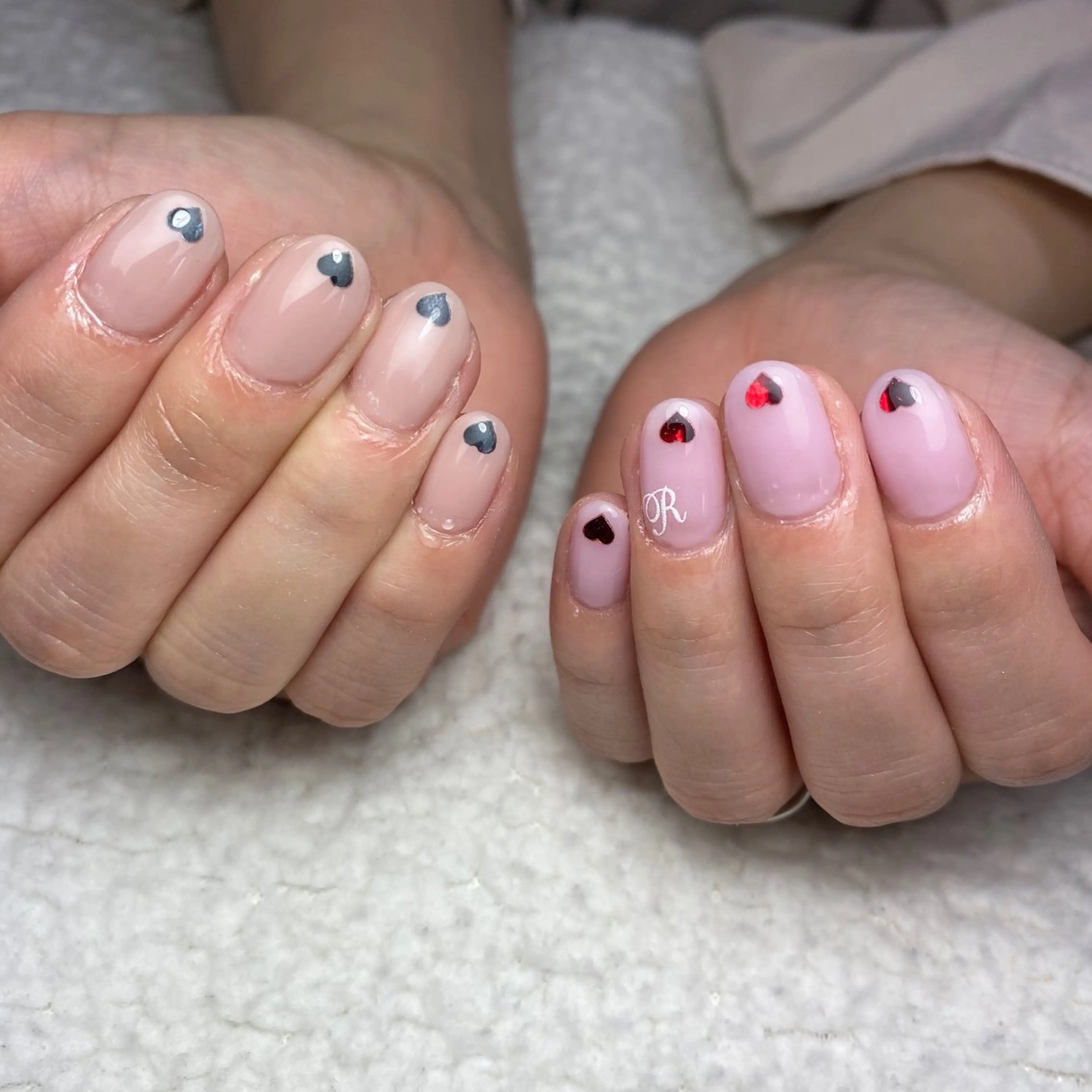 ネイル ハート ホログラムネイル ハンドネイル COCO+所属・COCO +のエステ・リラクイメージ