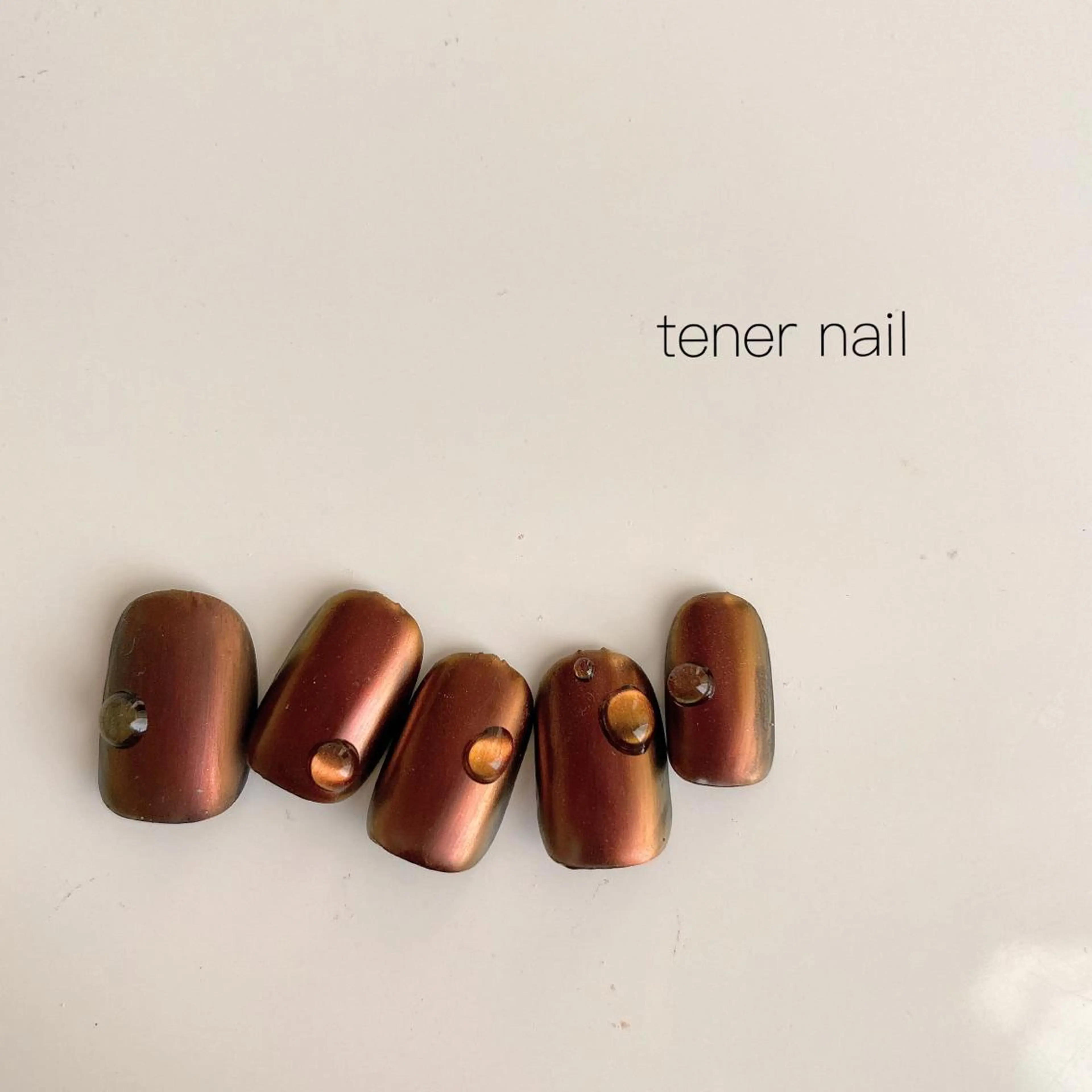 ネイル ブラウン マットネイル ミラーネイル tener  nail  テネルネイル所属・テネルネイル tener nailのネイルデザイン