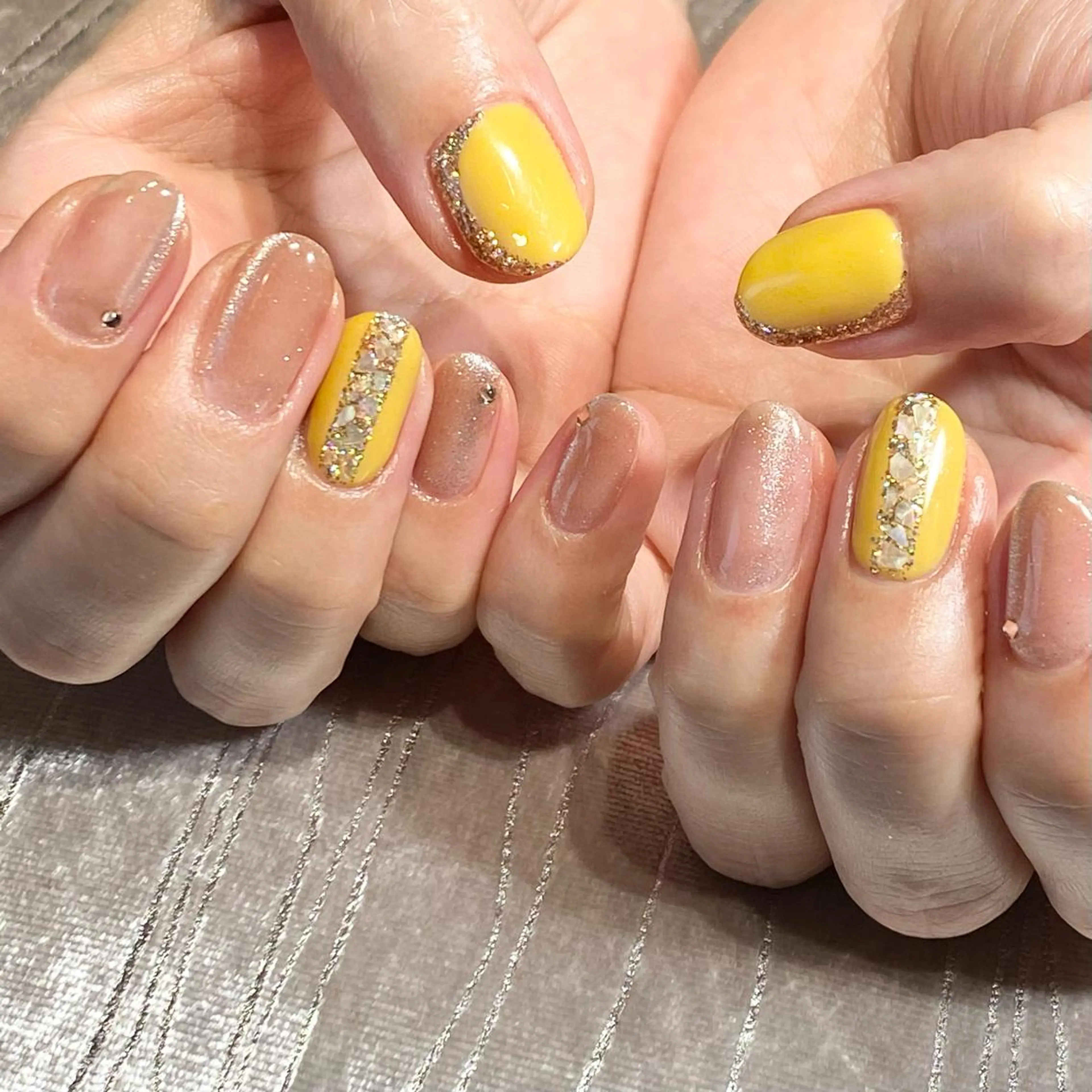 ネイル Flore (フロール)の眉毛・アイブロウイメージ