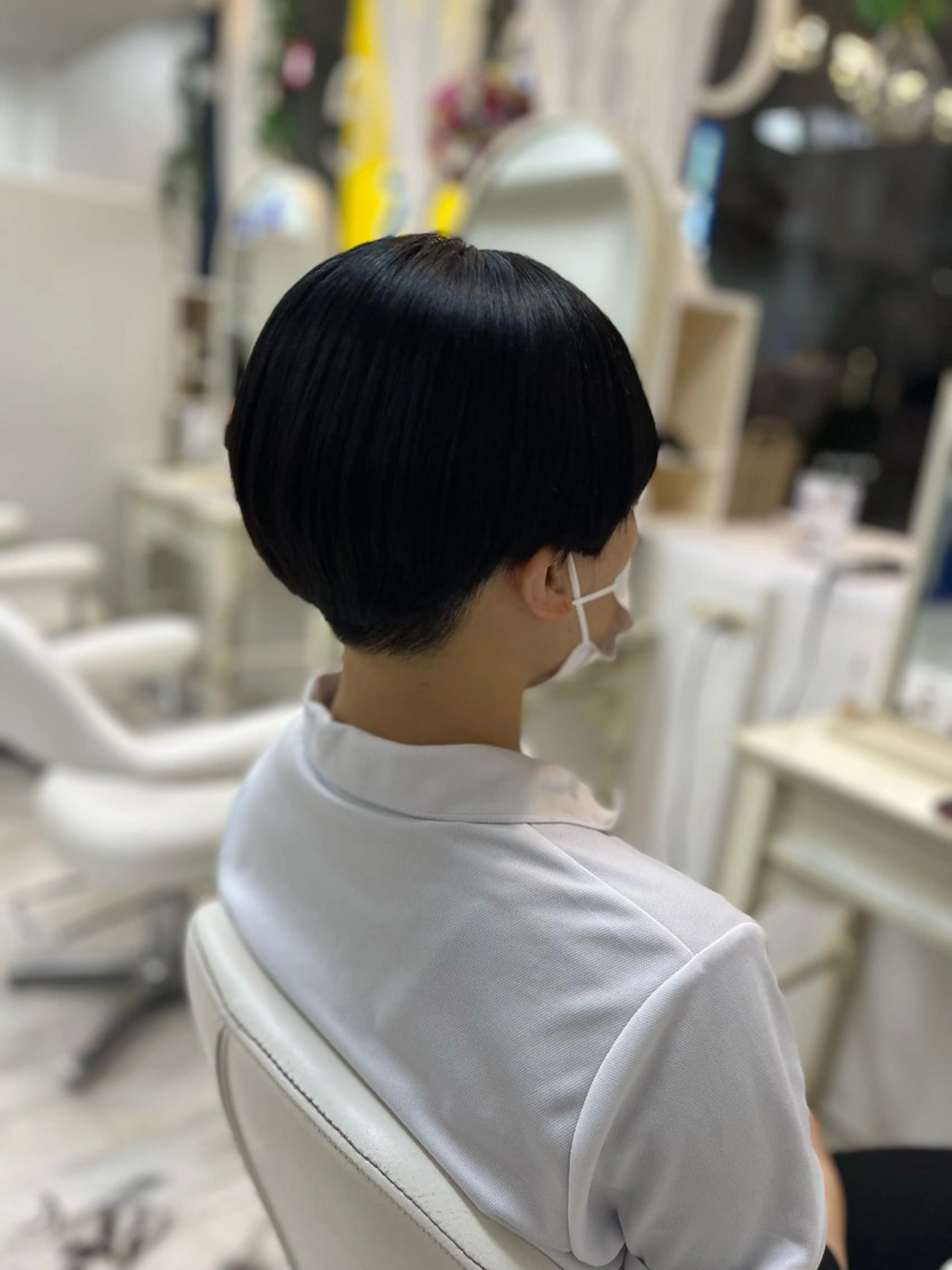 ショート 岡崎 嶺のヘアスタイル