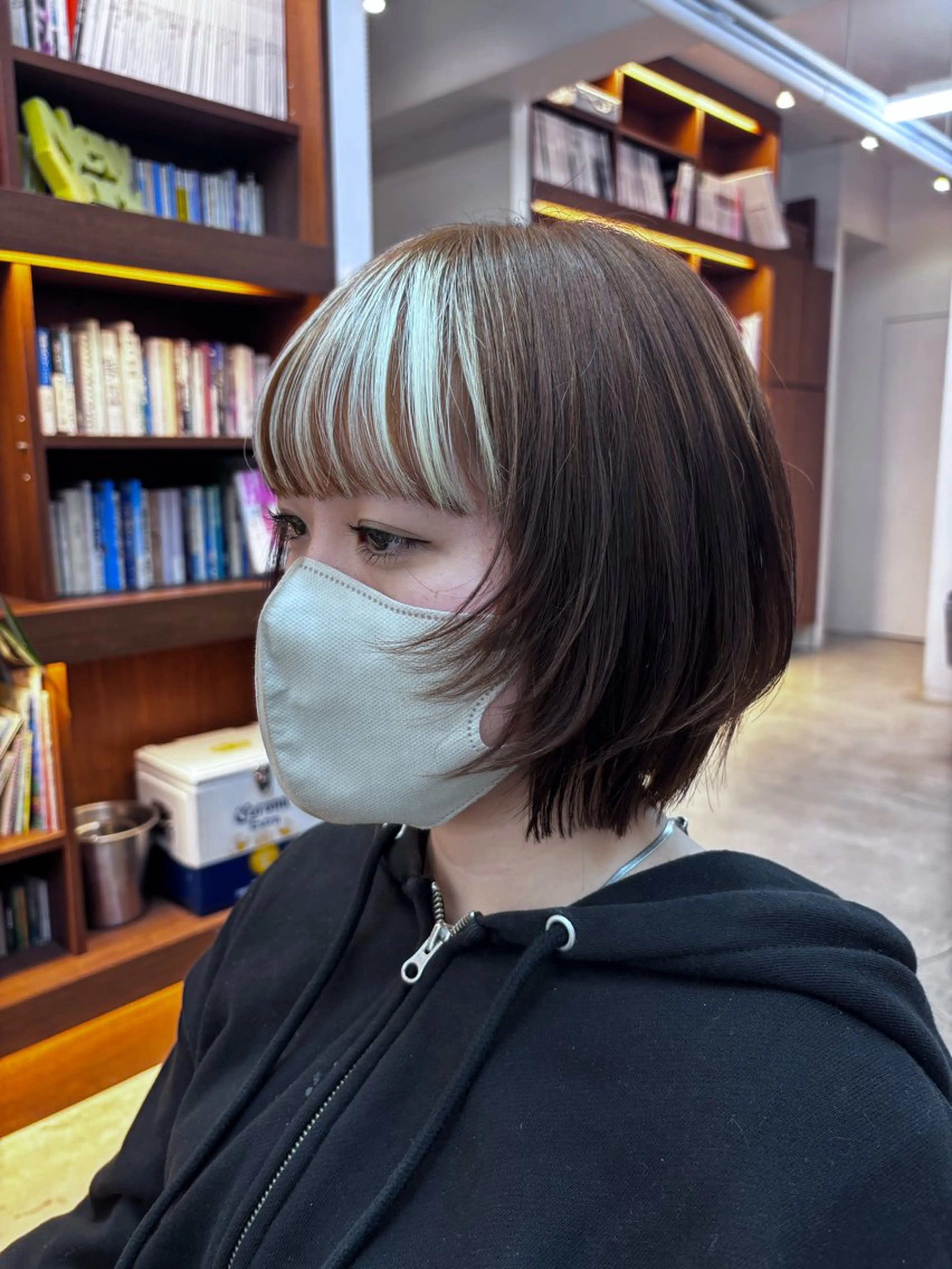 ショート カット ヘアカラー みぞぐち じゅりのヘアスタイル