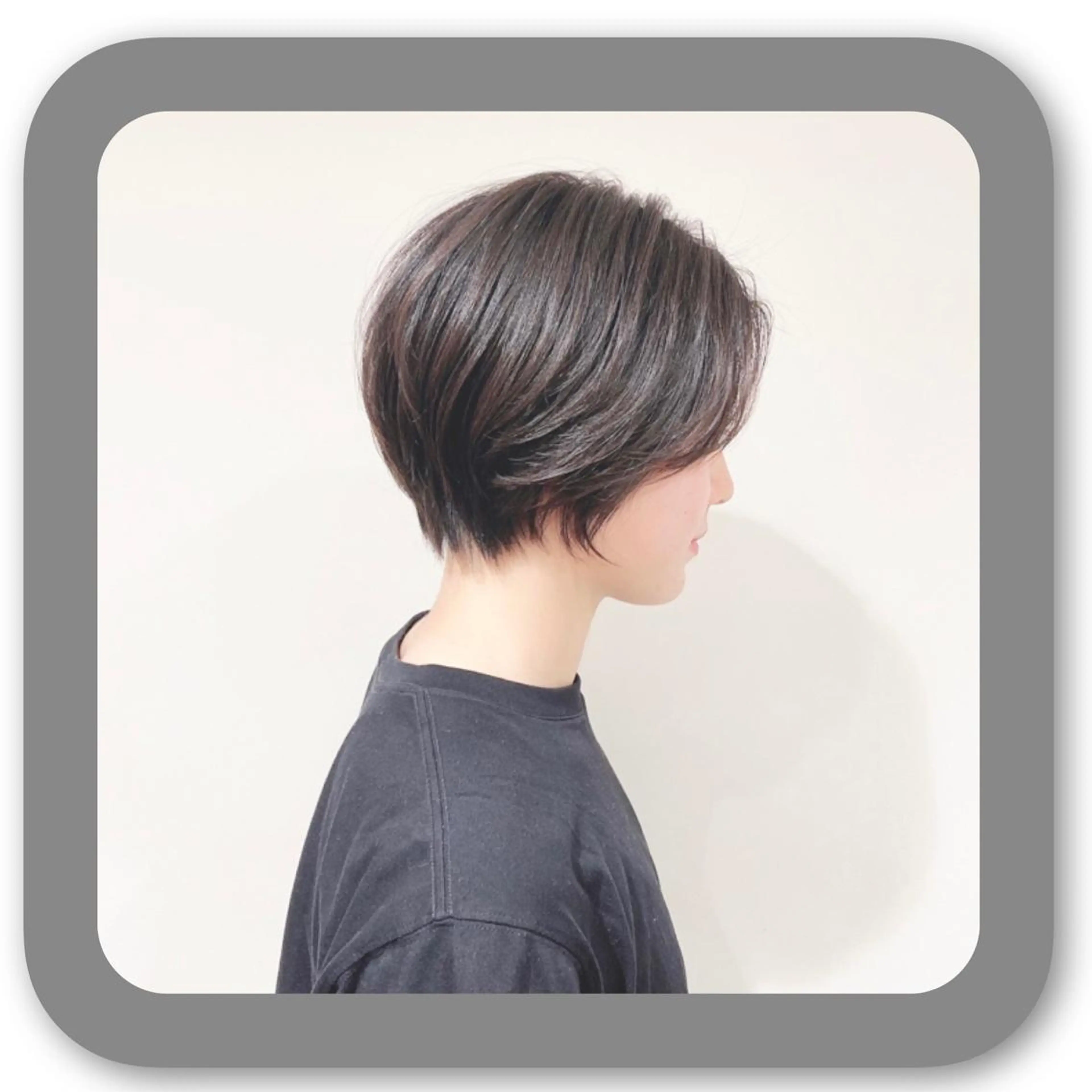 ショート アッシュ ボブ 髪質改善 レイヤーカット ショートヘア カット ショート〜ミディアム 喜多司のヘアスタイル