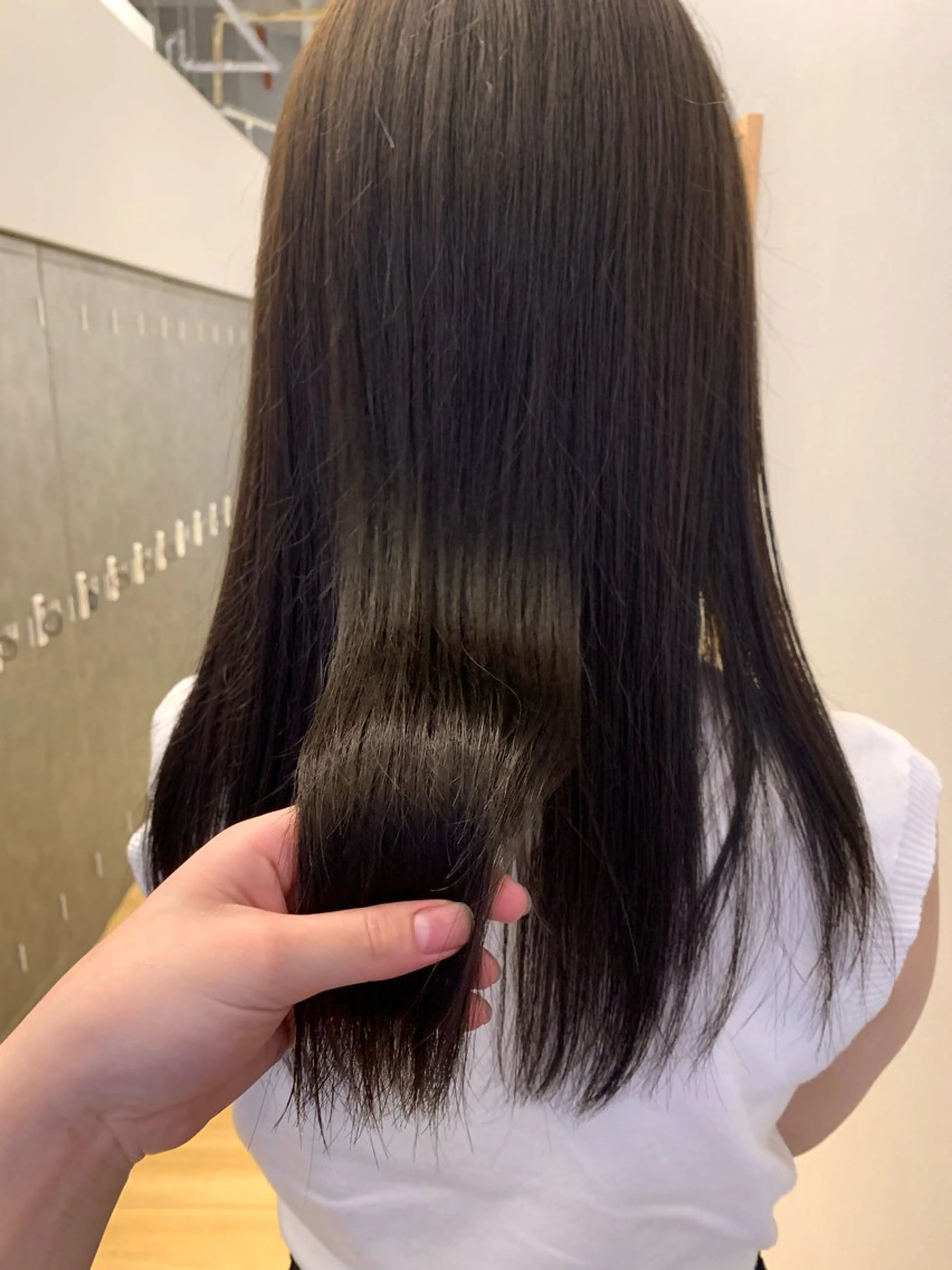 カラー オリーブカラー 田中 優菜のヘアスタイル