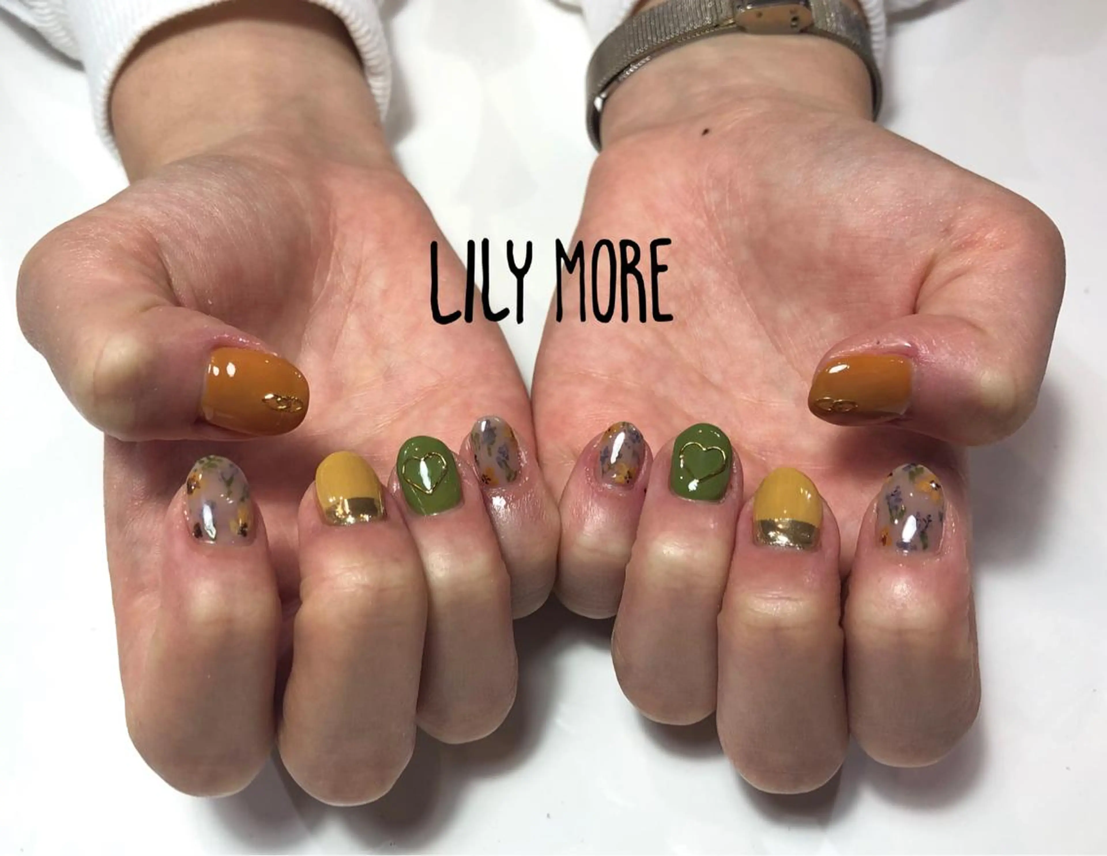 ネイル フラワーネイル Lily closetのネイルデザイン