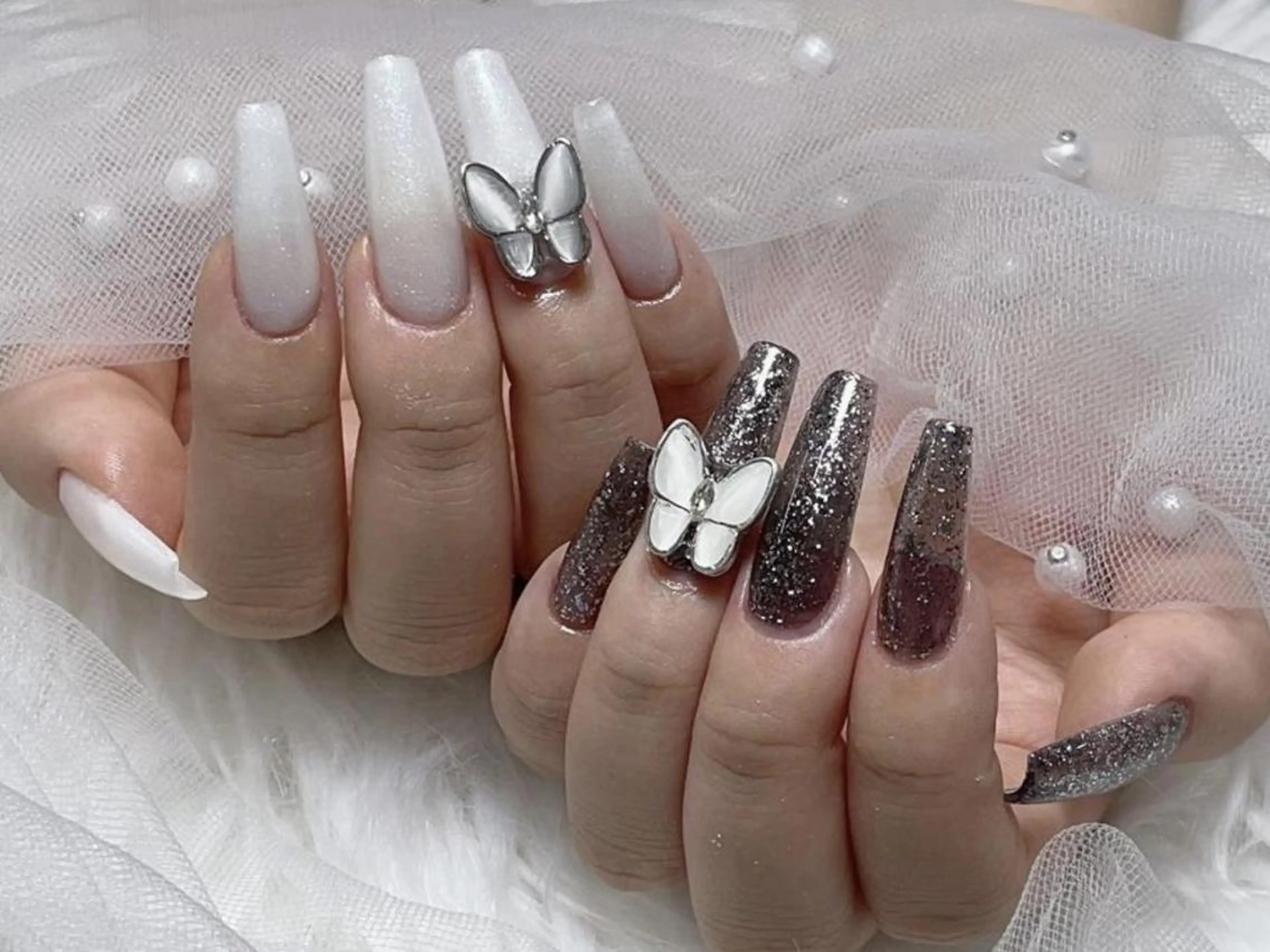 メンズ ネイル アートネイル フレンチネイル ジェルネイル キラキラネイル パラジェル ハンドネイル フットネイル Bloom kabukiのネイルデザイン