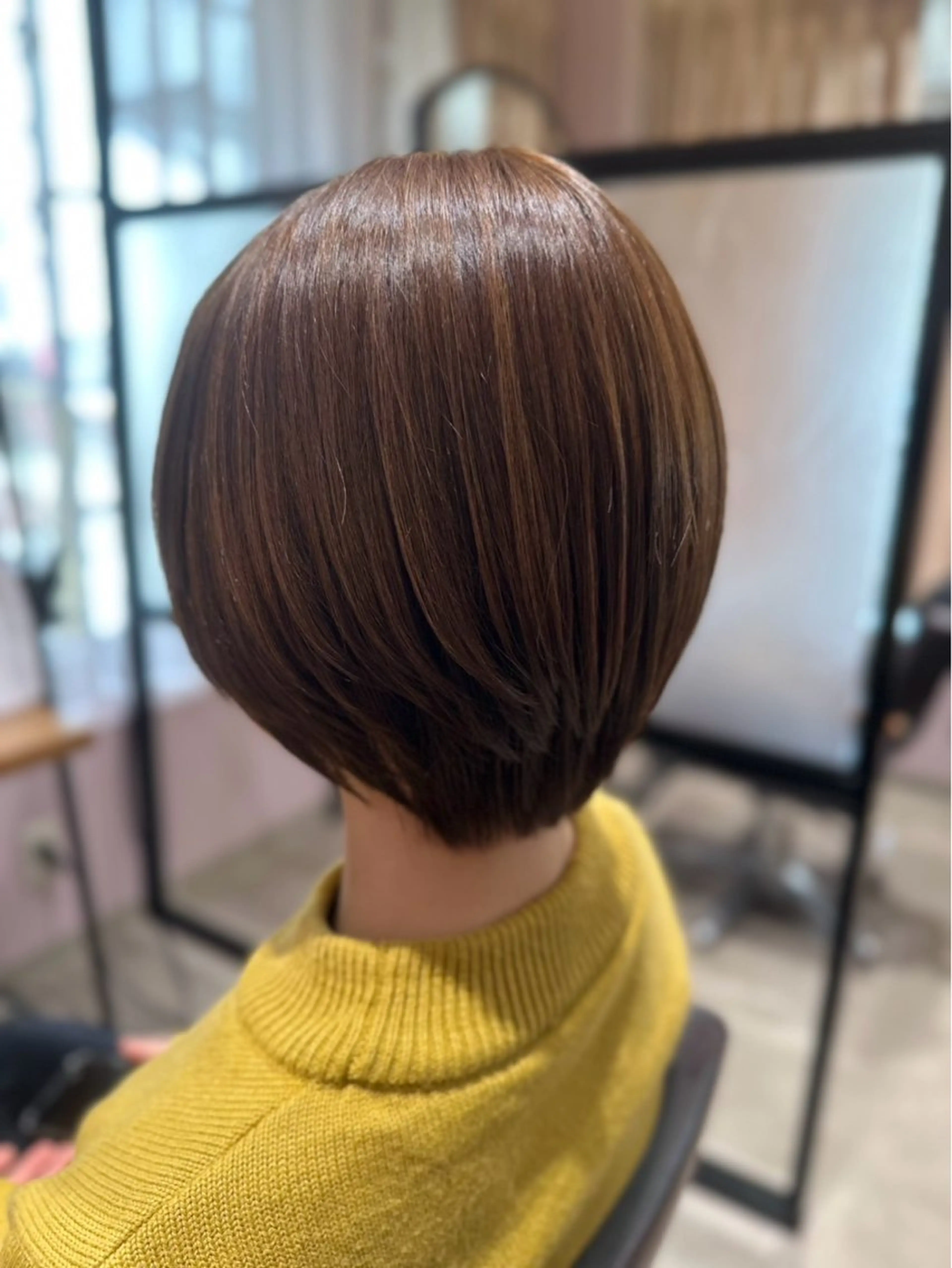 ショート 森 いずなのヘアスタイル