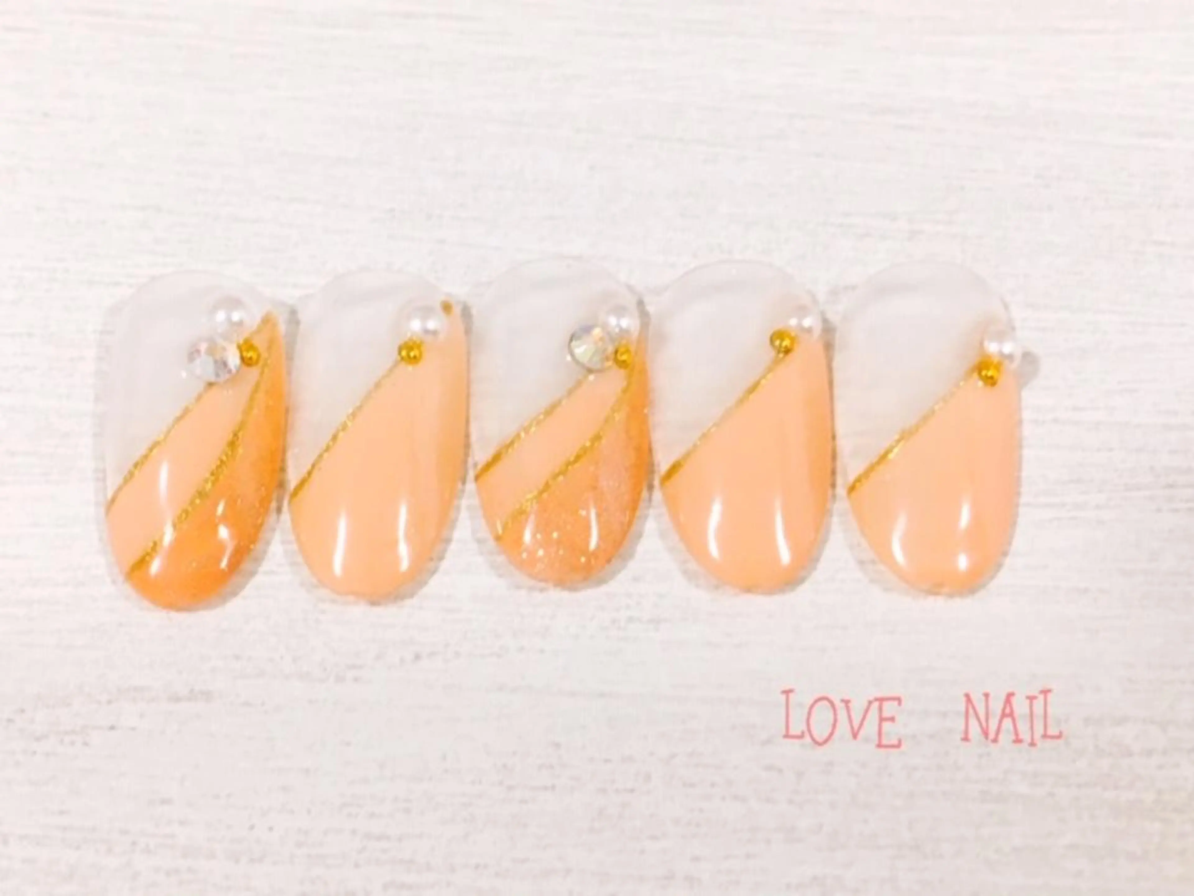 ネイル LOVE NAIL 💕Sonoのネイルデザイン