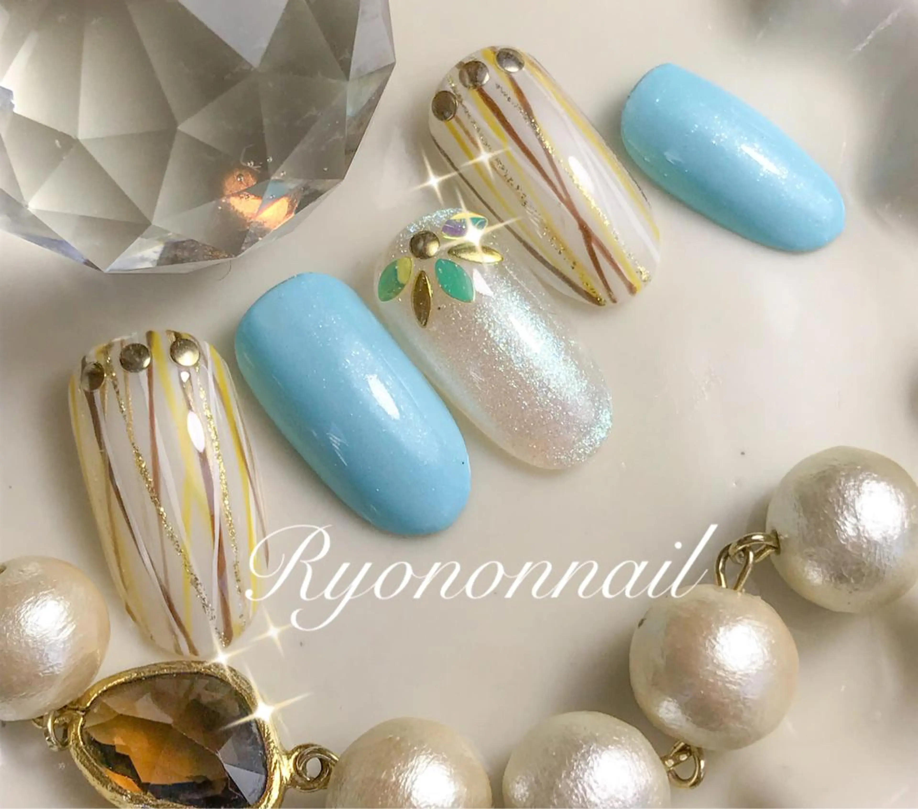 ネイル Ryononnail(リョノンネイル)所属・Ryononnail 上谷典子のネイルデザイン