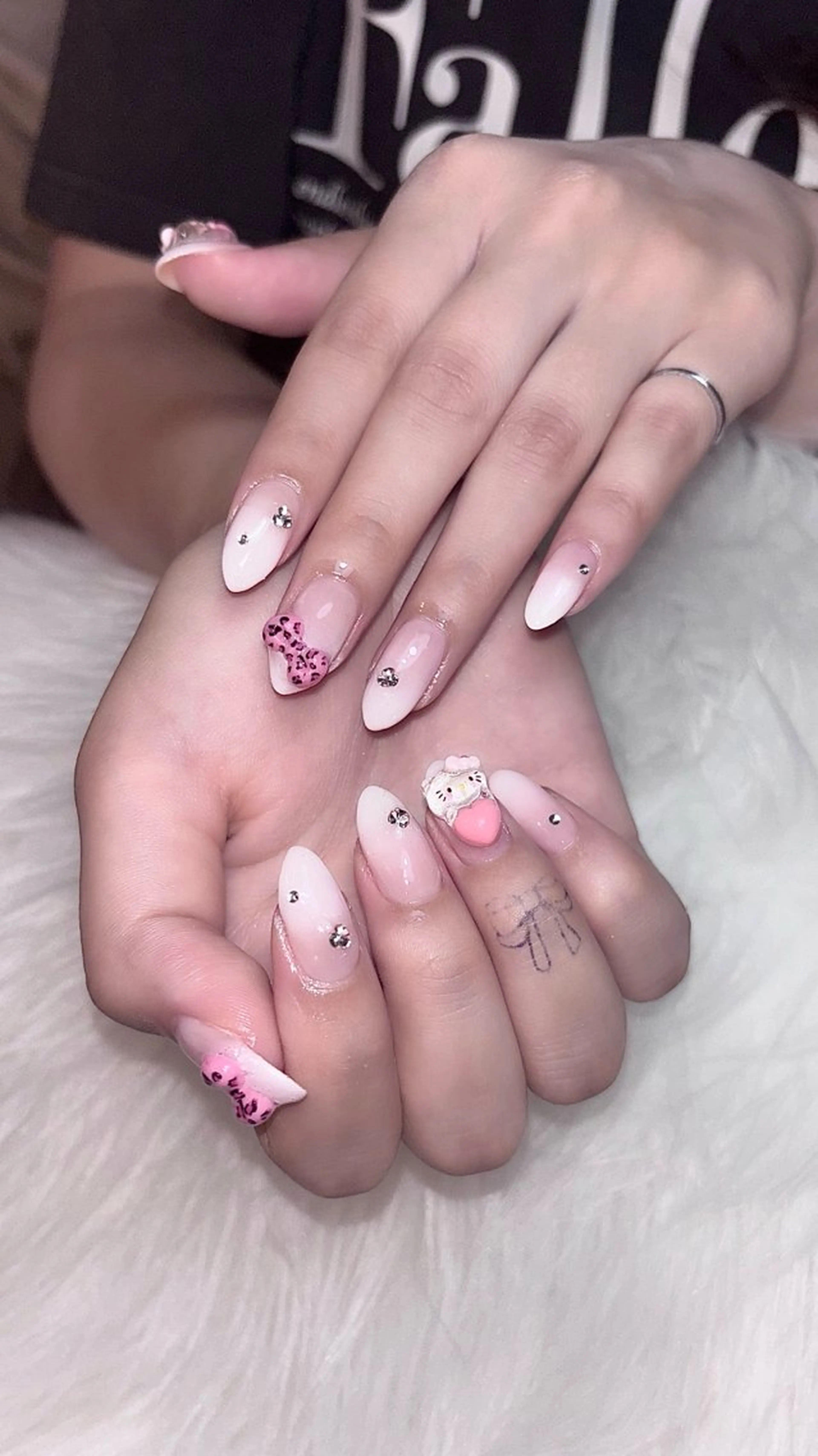 ネイル 名古屋ワンホンネイル 沙理亜のネイルデザイン