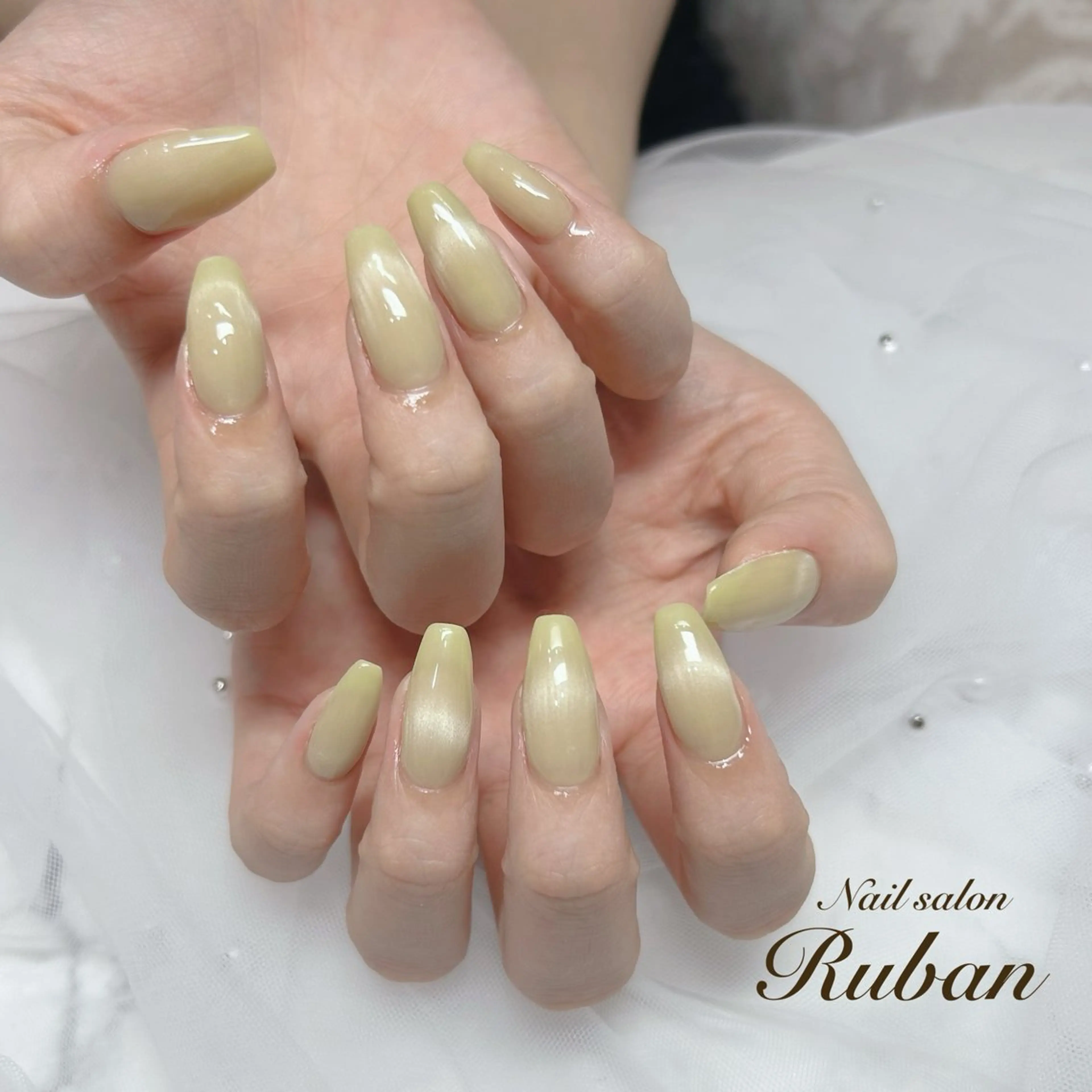 ネイル フレンチネイル マグネットネイル マグネットフレンチ Nail salon Ruban所属・Nail salon Rubanのネイルデザイン