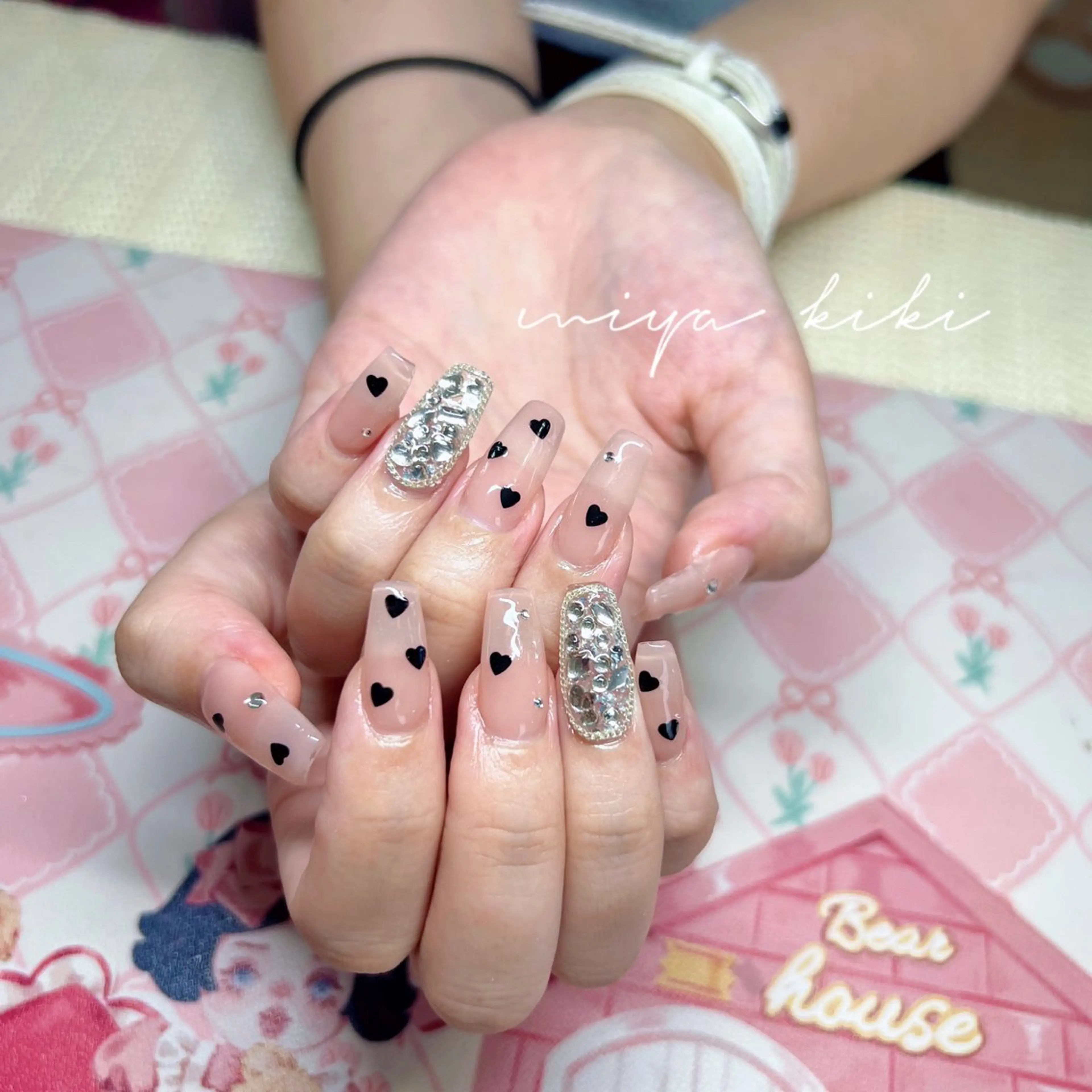 ロング ハンドネイル ハンドケア 💜MIYA nail川崎店のネイルデザイン