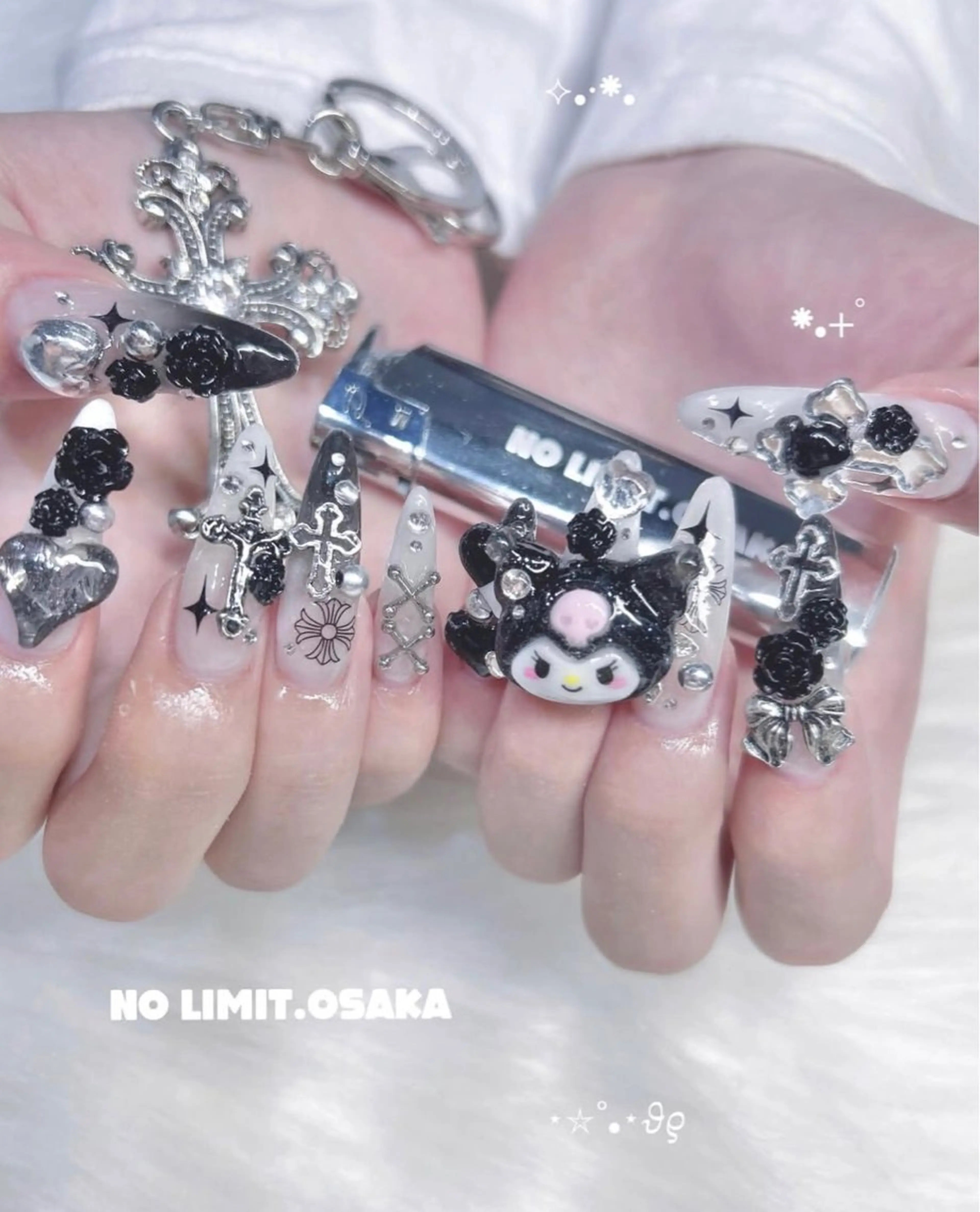 ネイル 長さ出し グラデーション キラキラネイル マグネットネイル ニュアンスネイル ハンドネイル Lee Ainのネイルデザイン