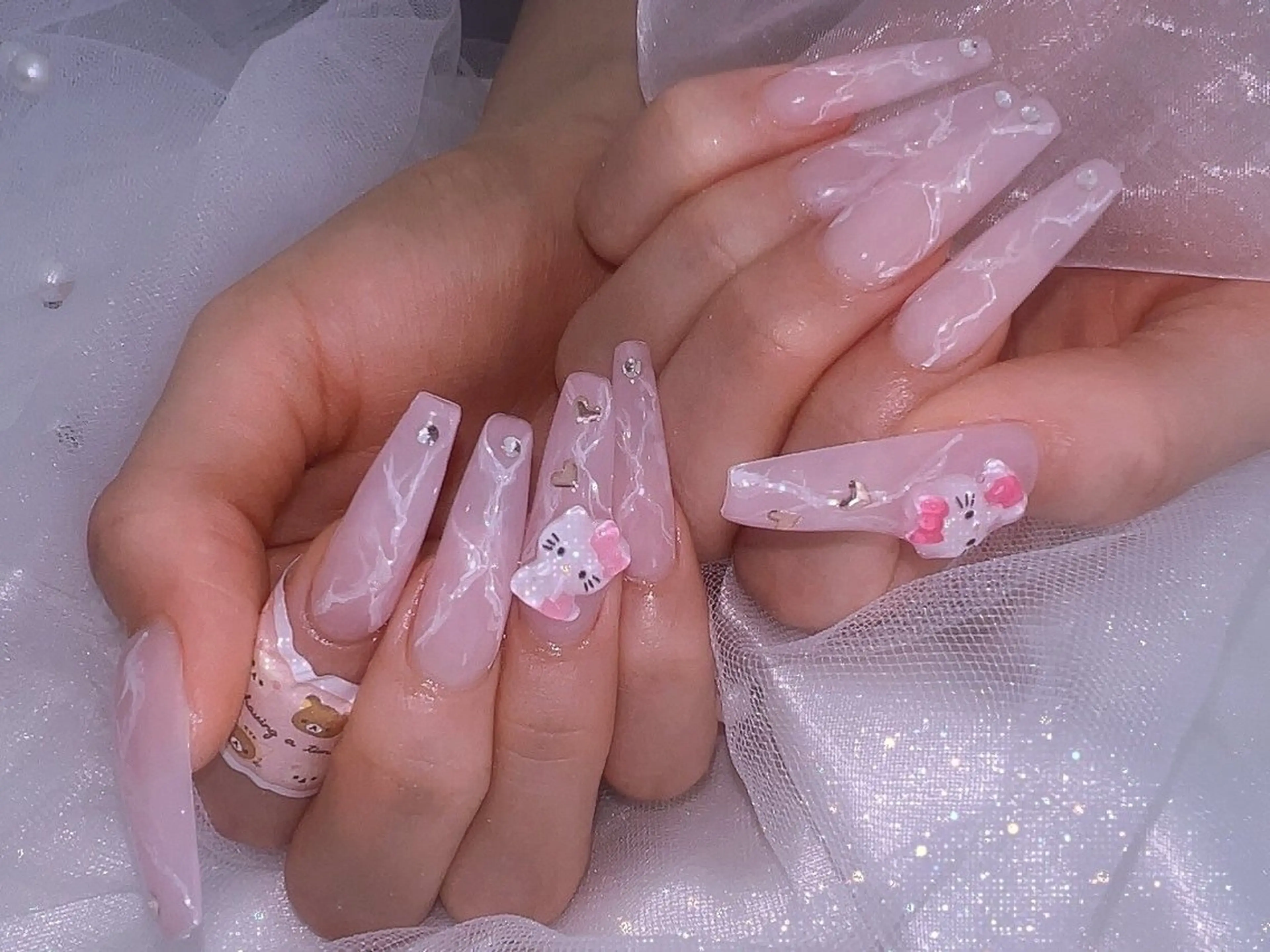 ネイル アートネイル ロングネイル ハンドネイル emu enyaのネイルデザイン