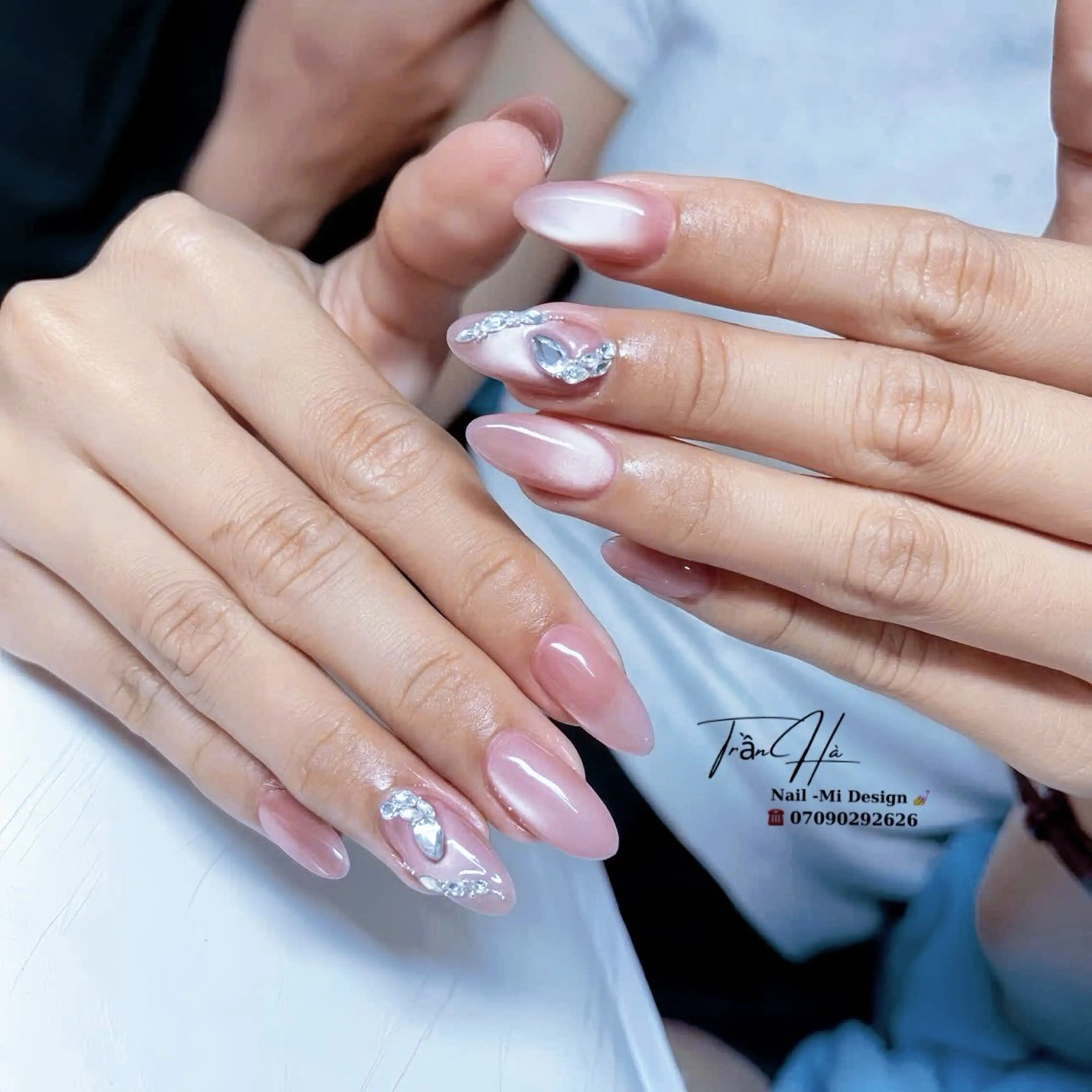 ネイル Mymy Nail (ハー)のネイルデザイン
