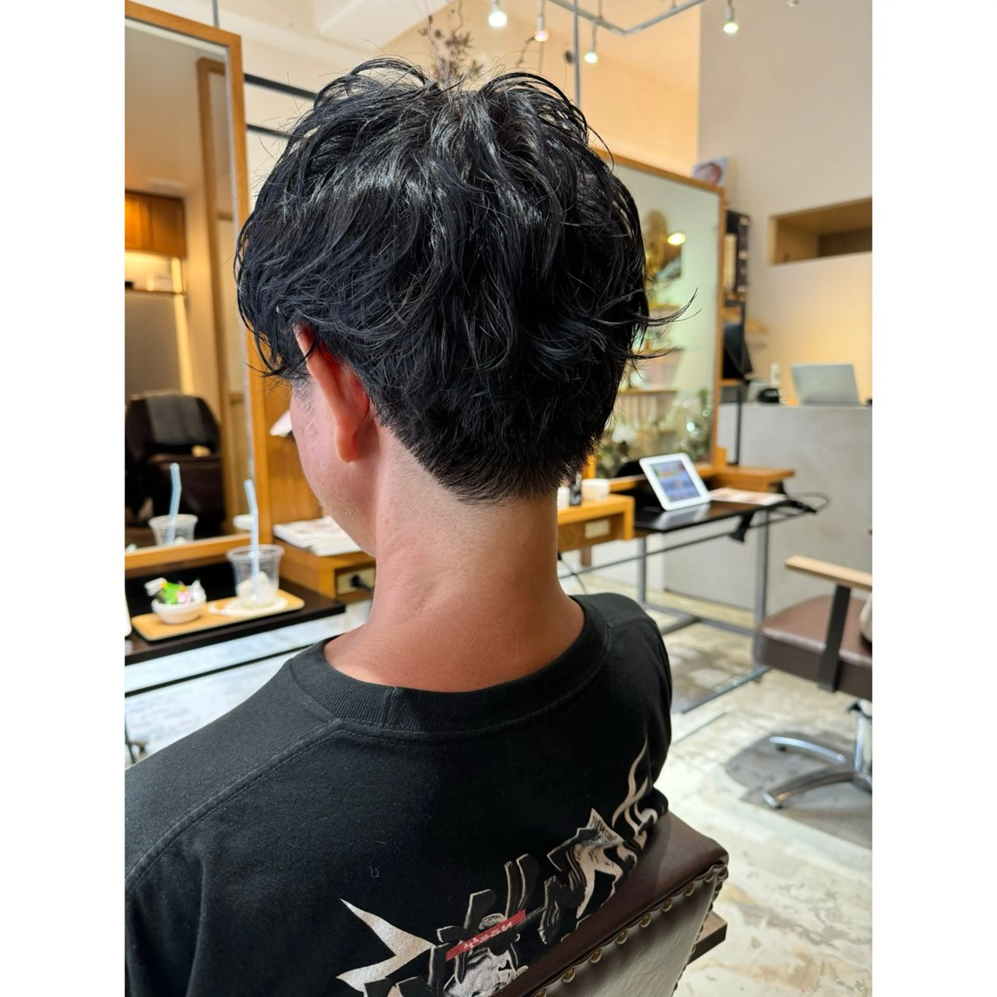 ショート 喜友名洸季 anoneのヘアスタイル