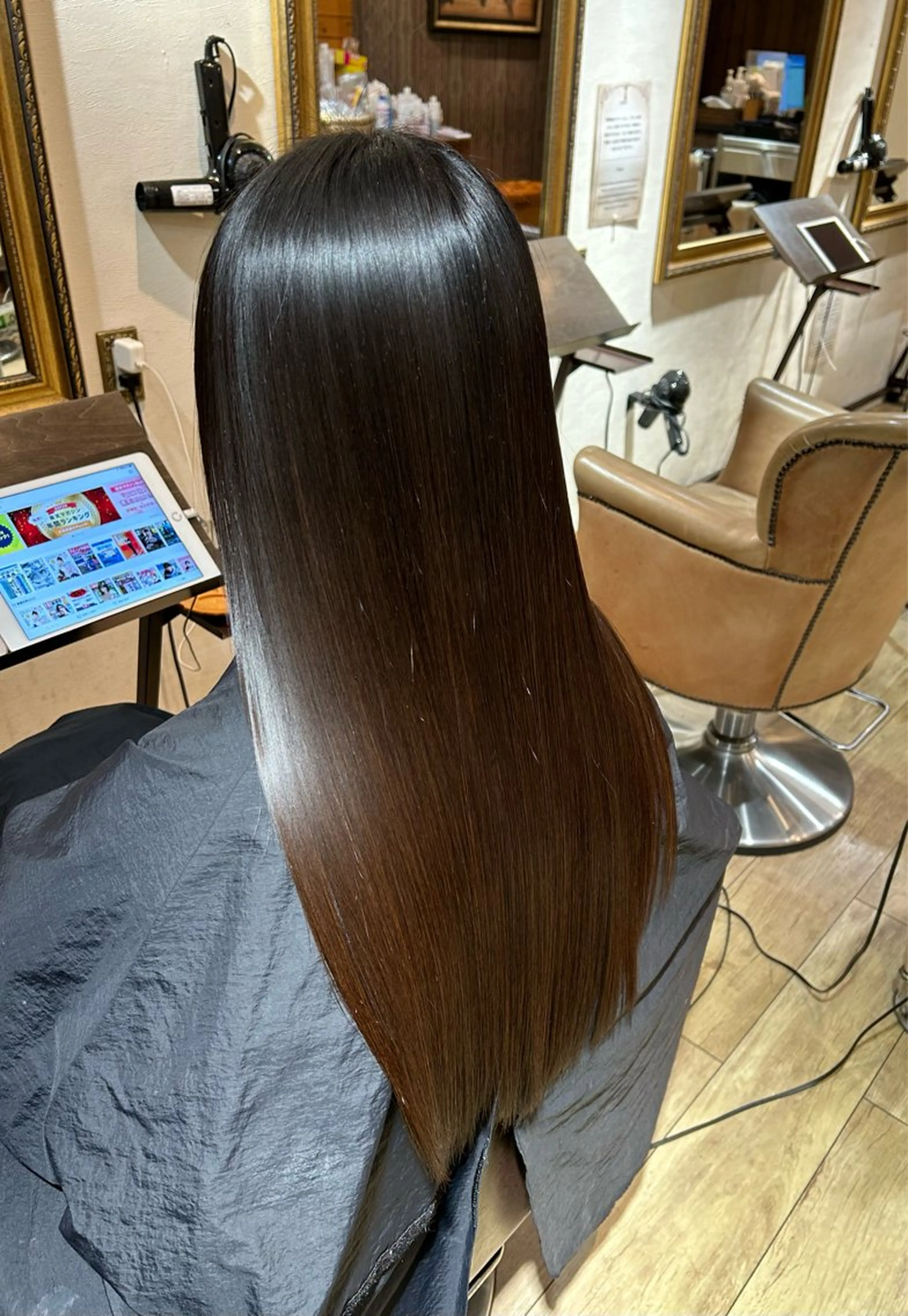 髪質改善美髪ストレート＋毛髪強化トリートメント改の写真