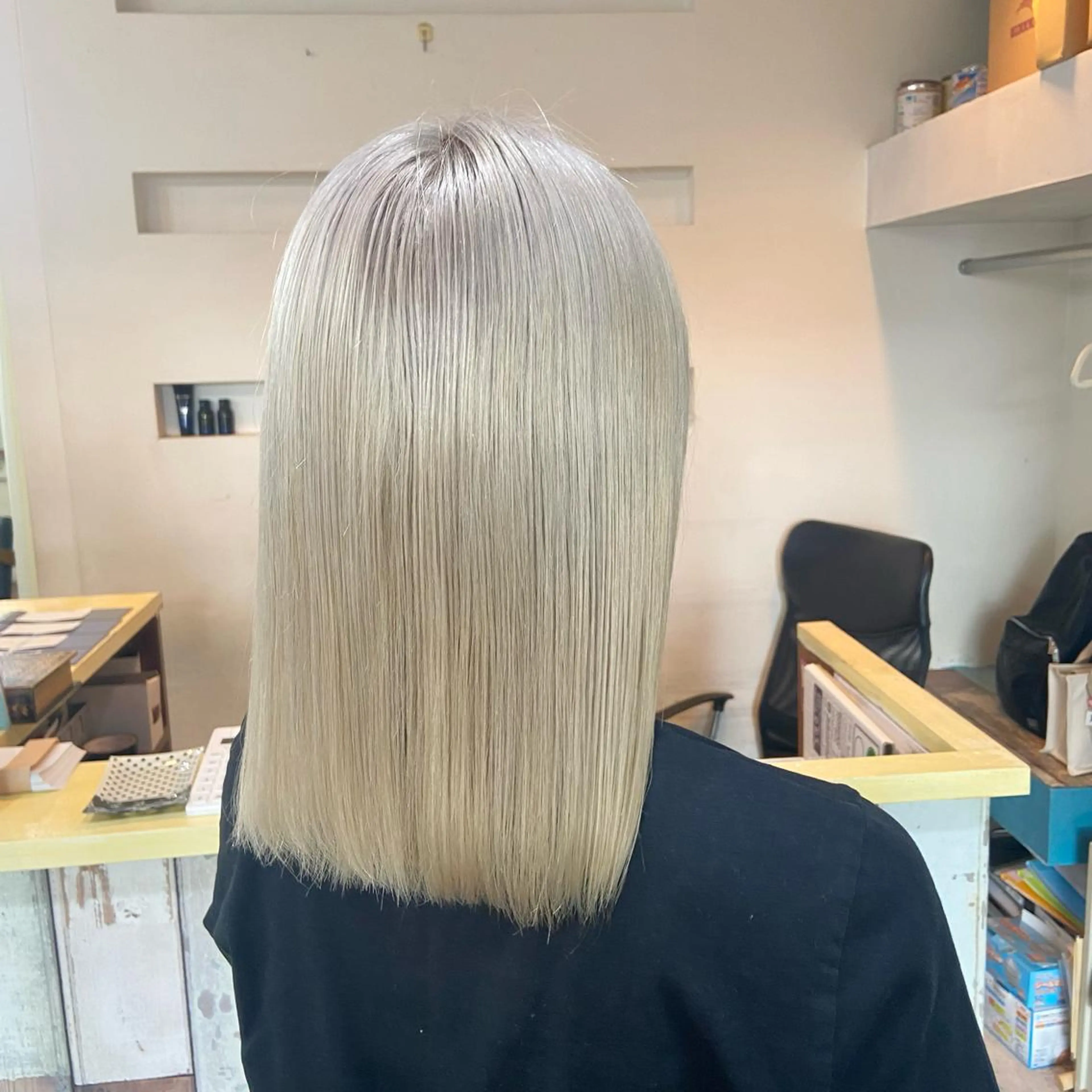 ミディアム カラー 髪質改善/ストレート /透明感/西川奈穂のヘアスタイル