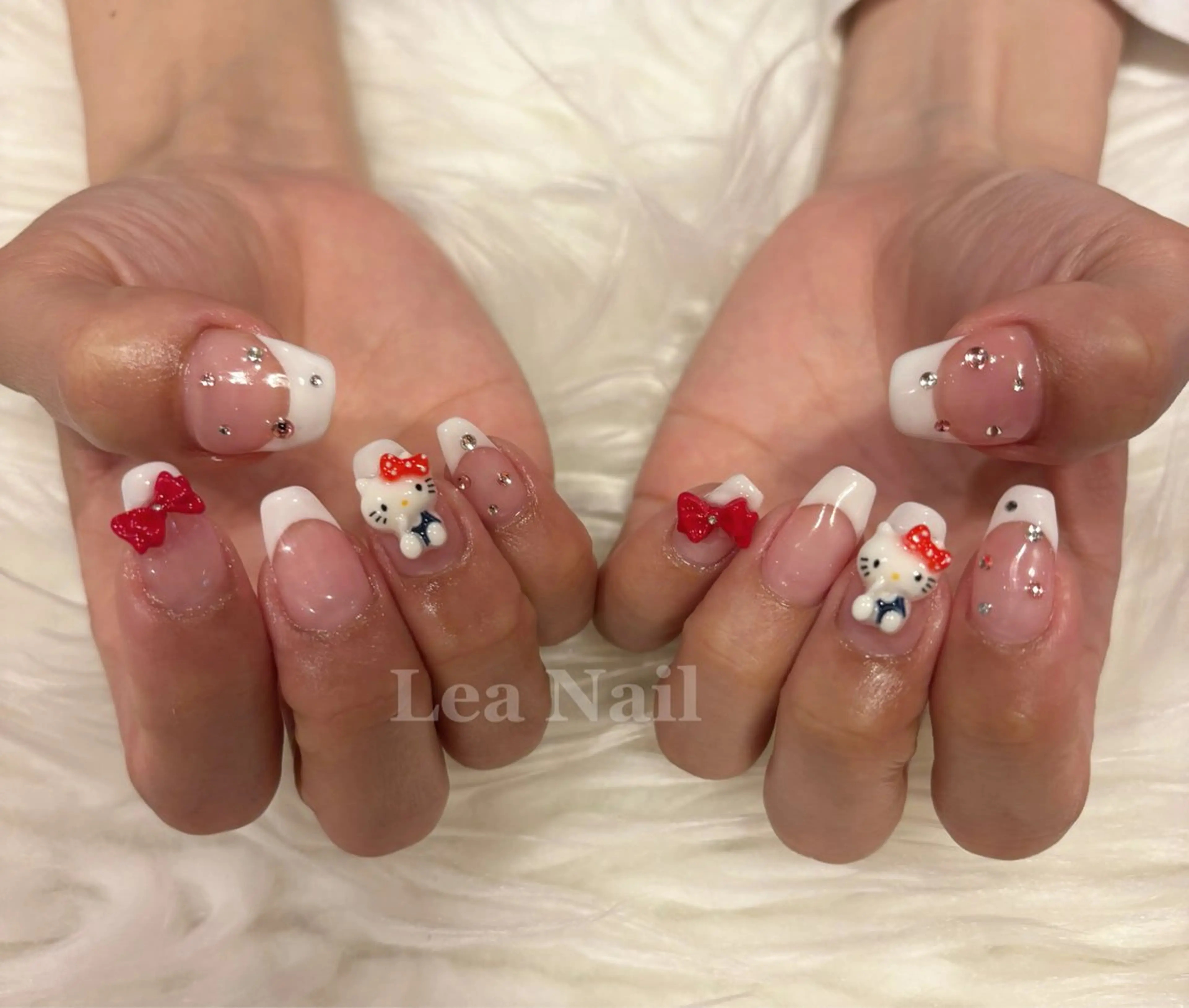 ネイル フレンチネイル シンプルネイル Lea Nailのネイルデザイン