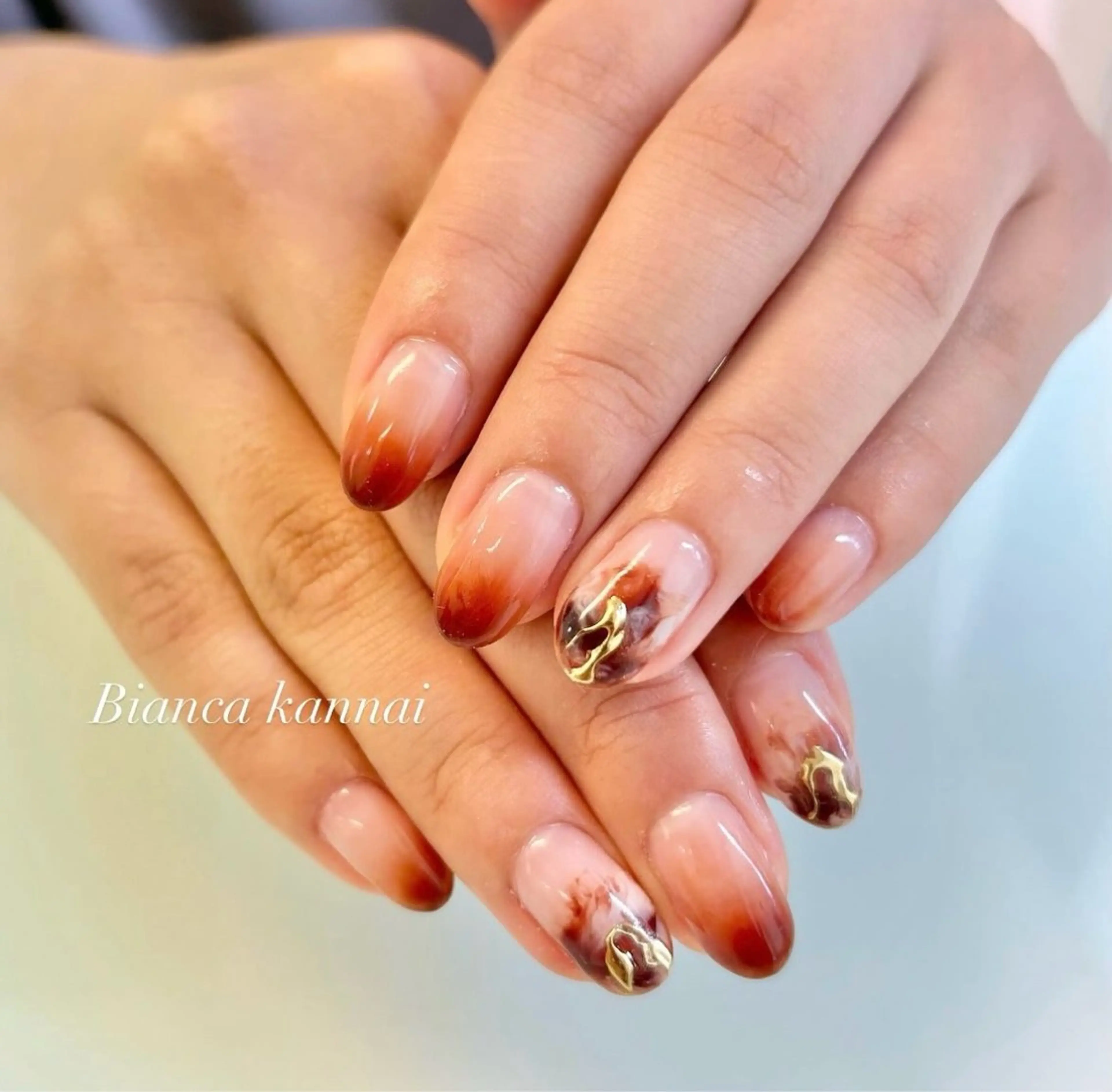 ネイル ニュアンスネイル Bianca関内 USUI🐢のネイルデザイン