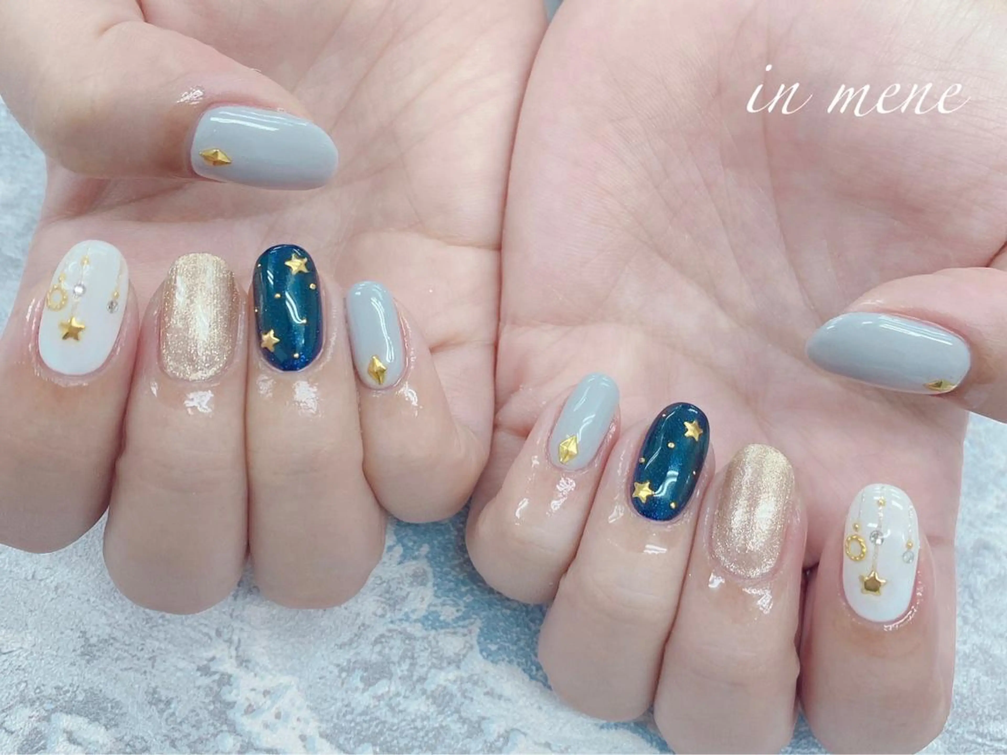 ネイル キラキラネイル ハンドネイル IN MENE所属・IN MENEのネイルデザイン