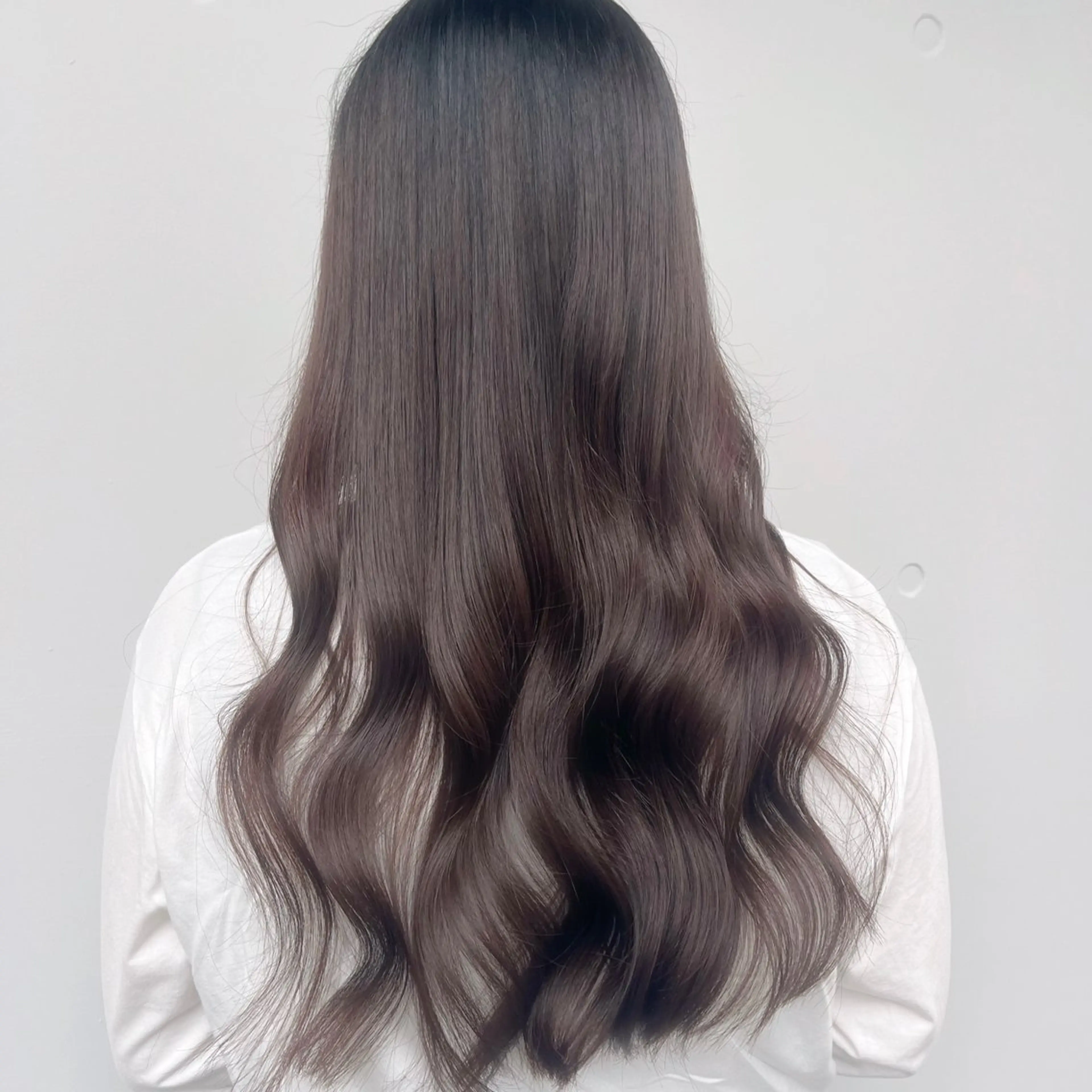 【透明感のあるワンカラー】＋3STEPトリートメント＋ブローの写真