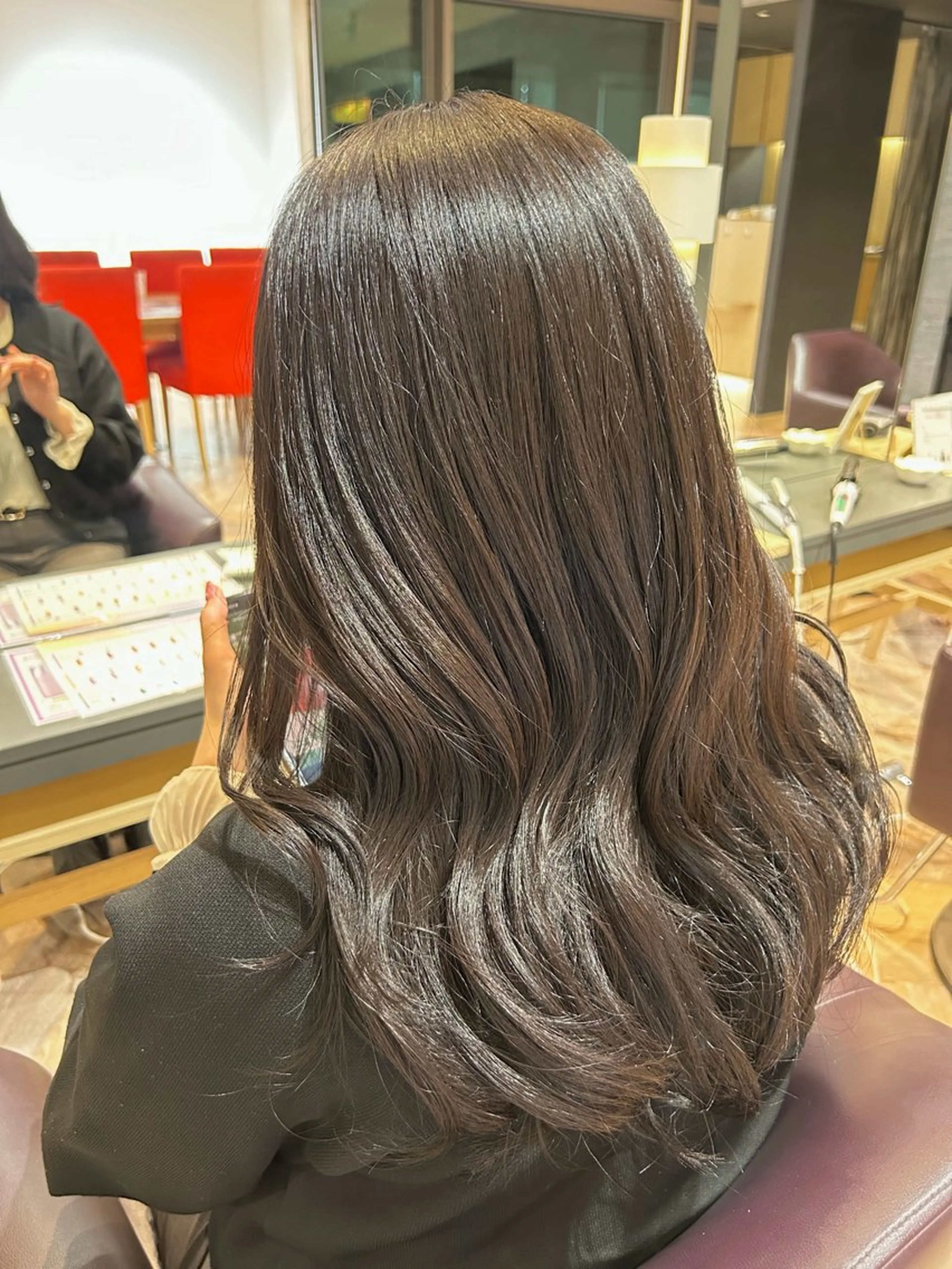 セミロング カラー ベージュカラー オリーブベージュ 加藤 千穂のヘアスタイル