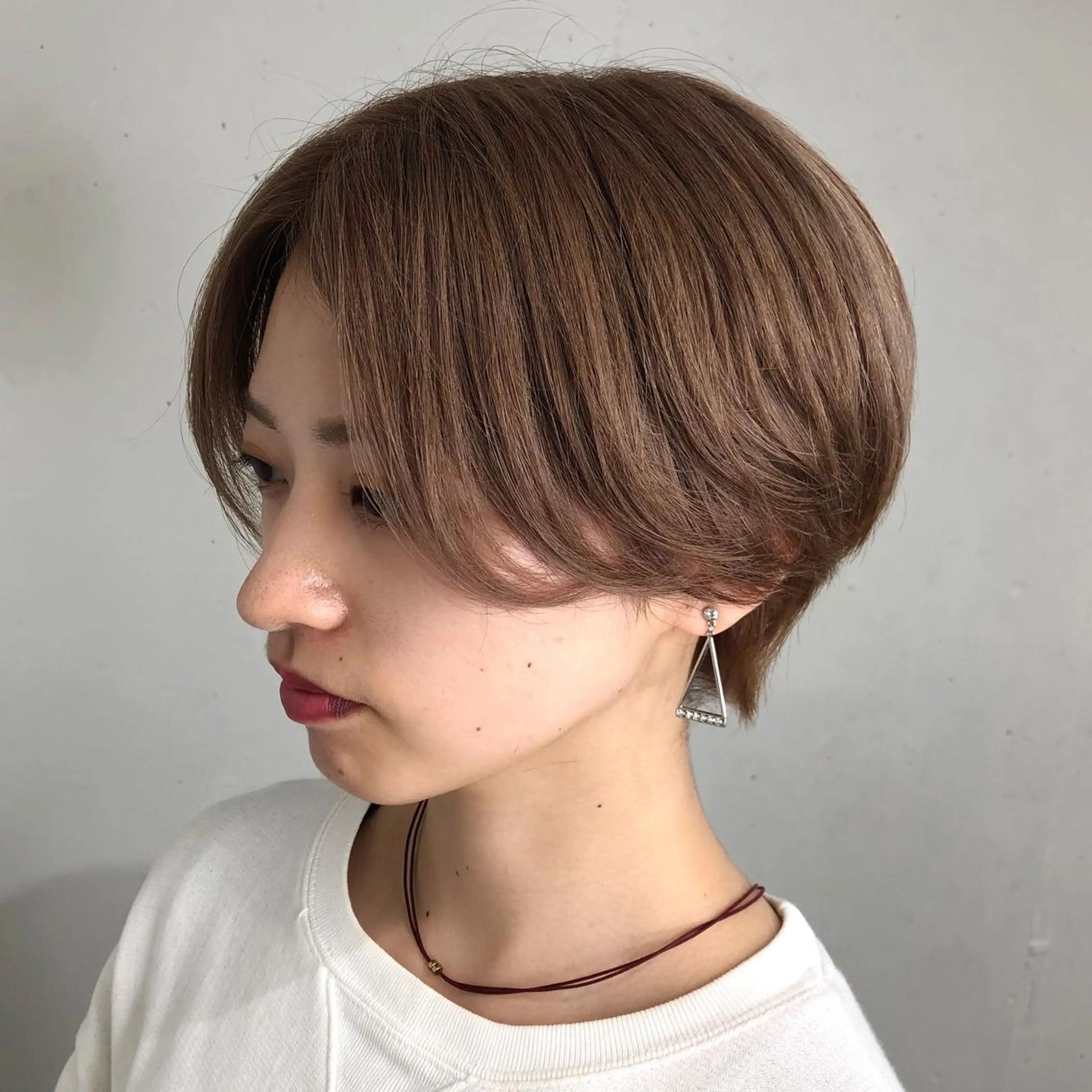 ショート カラー パーマ ヘアアレンジ カット ヘアカラー トリートメント ヘアセット 八巻 晴香のヘアスタイル