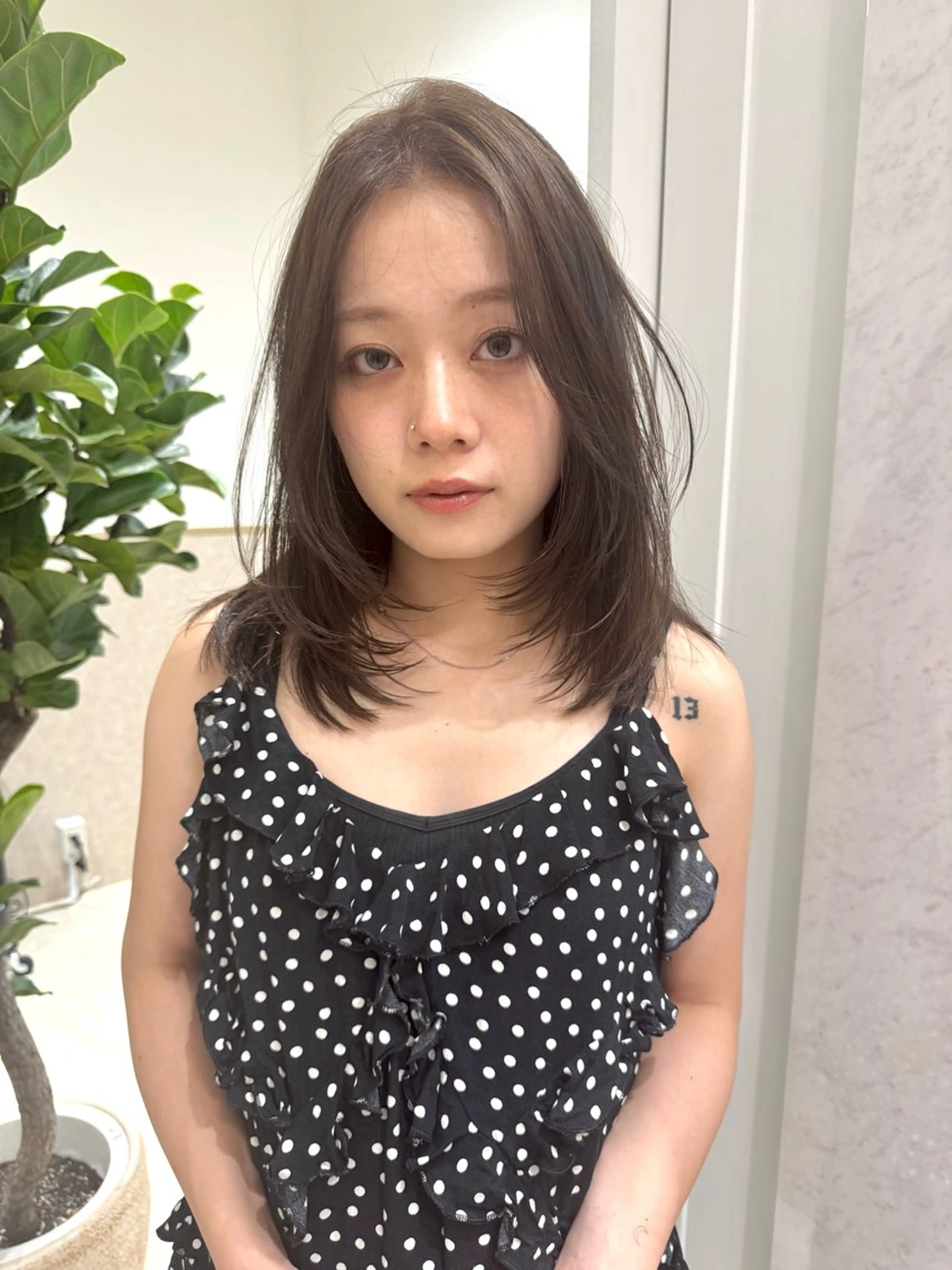 ミディアム 捺葵 @72tomi__のヘアスタイル