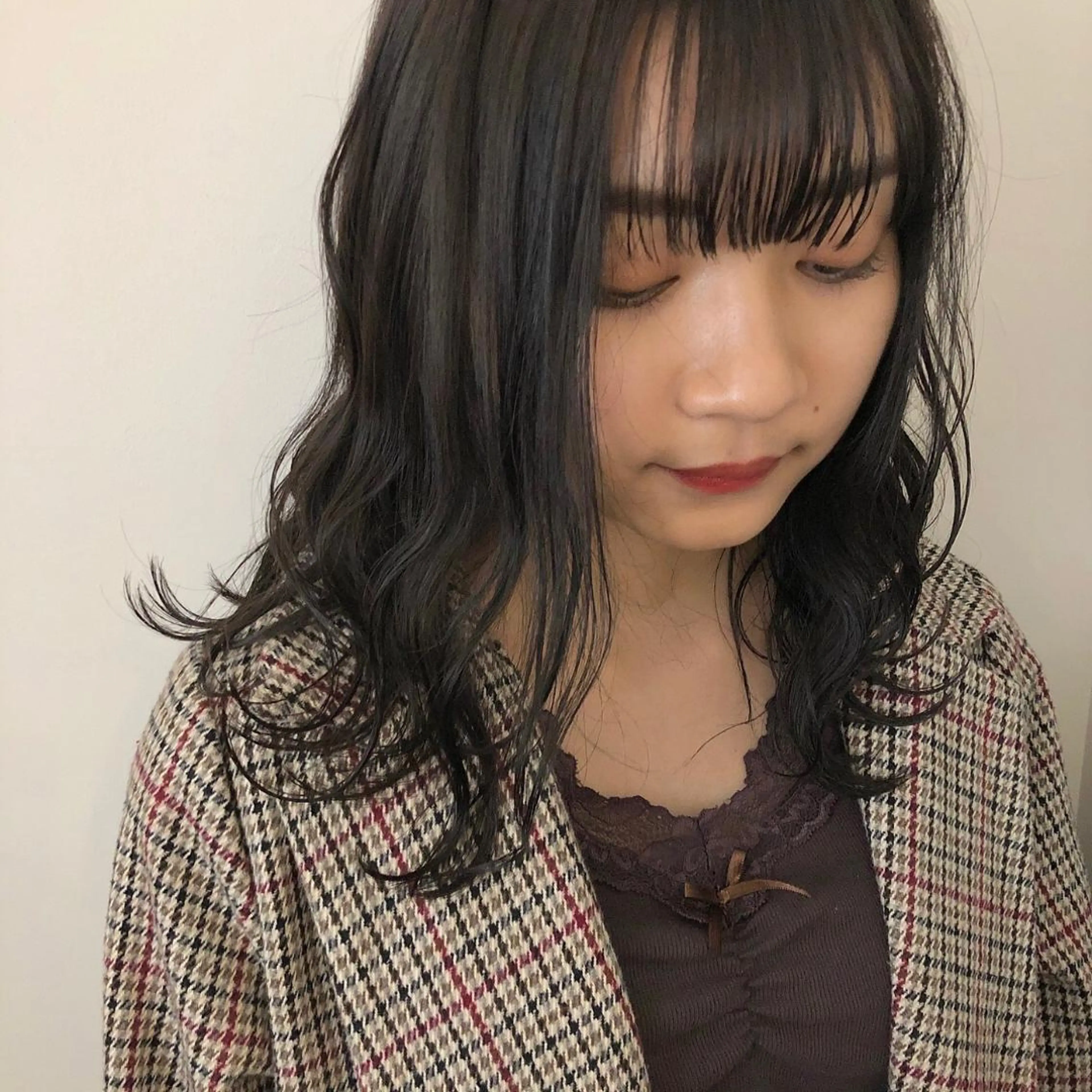 ミディアム カラー レイヤー/お顔まわり 暖色カラー🍑Amiのヘアスタイル