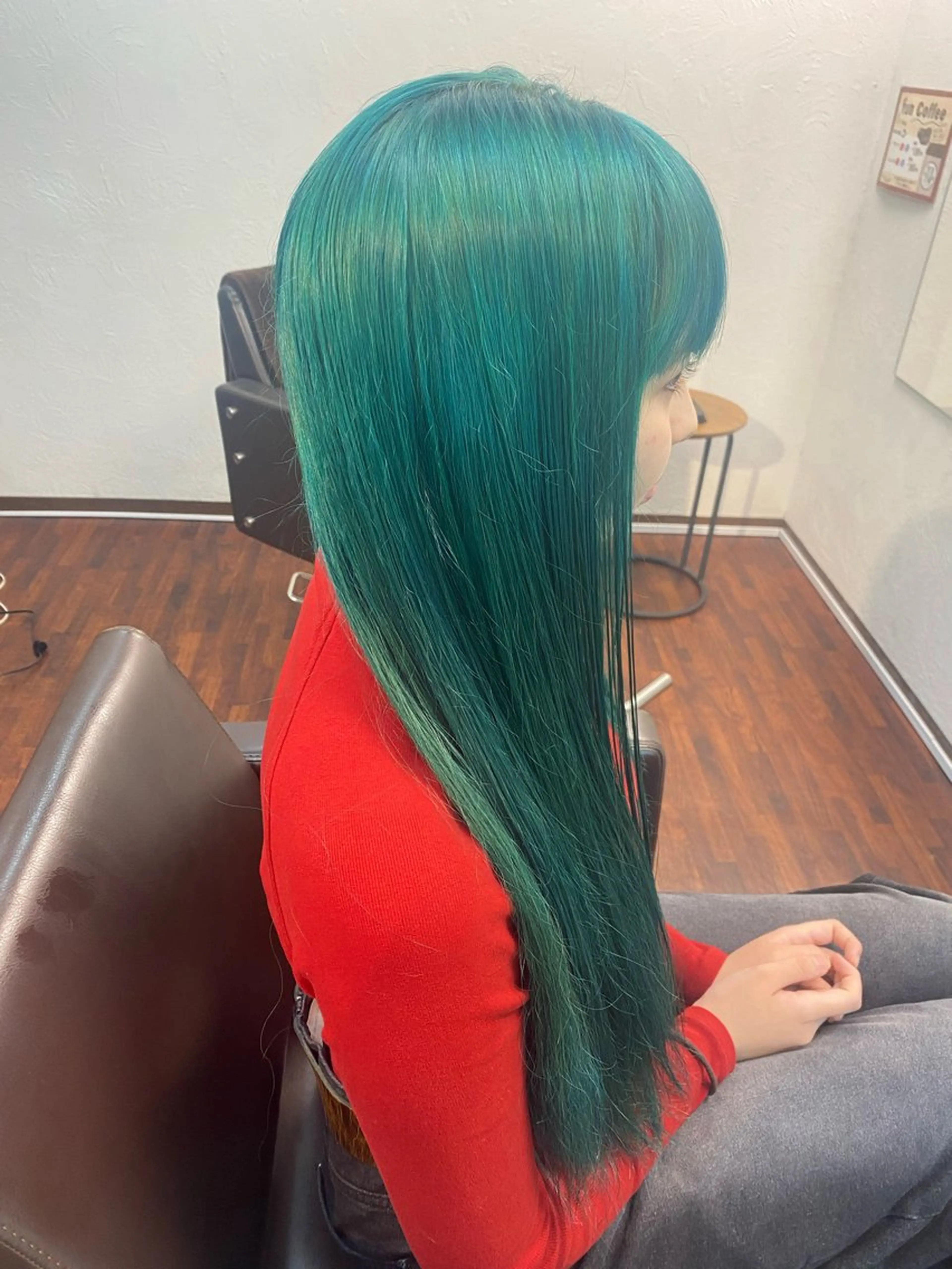 ロング 佐々木 菜摘のヘアスタイル