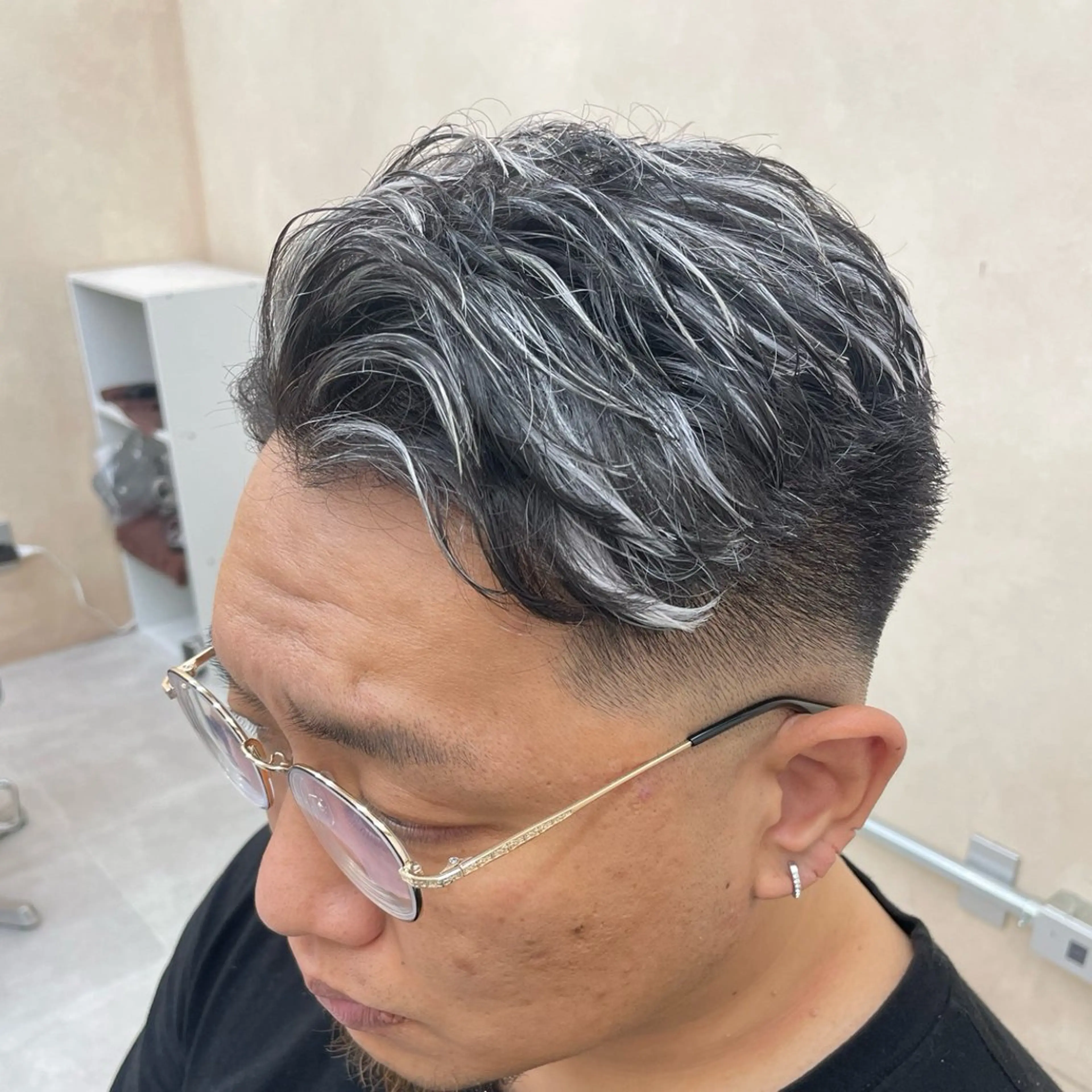 メンズ カット メンズパーマ🔵 ハイトーン✨原田慎也のヘアスタイル