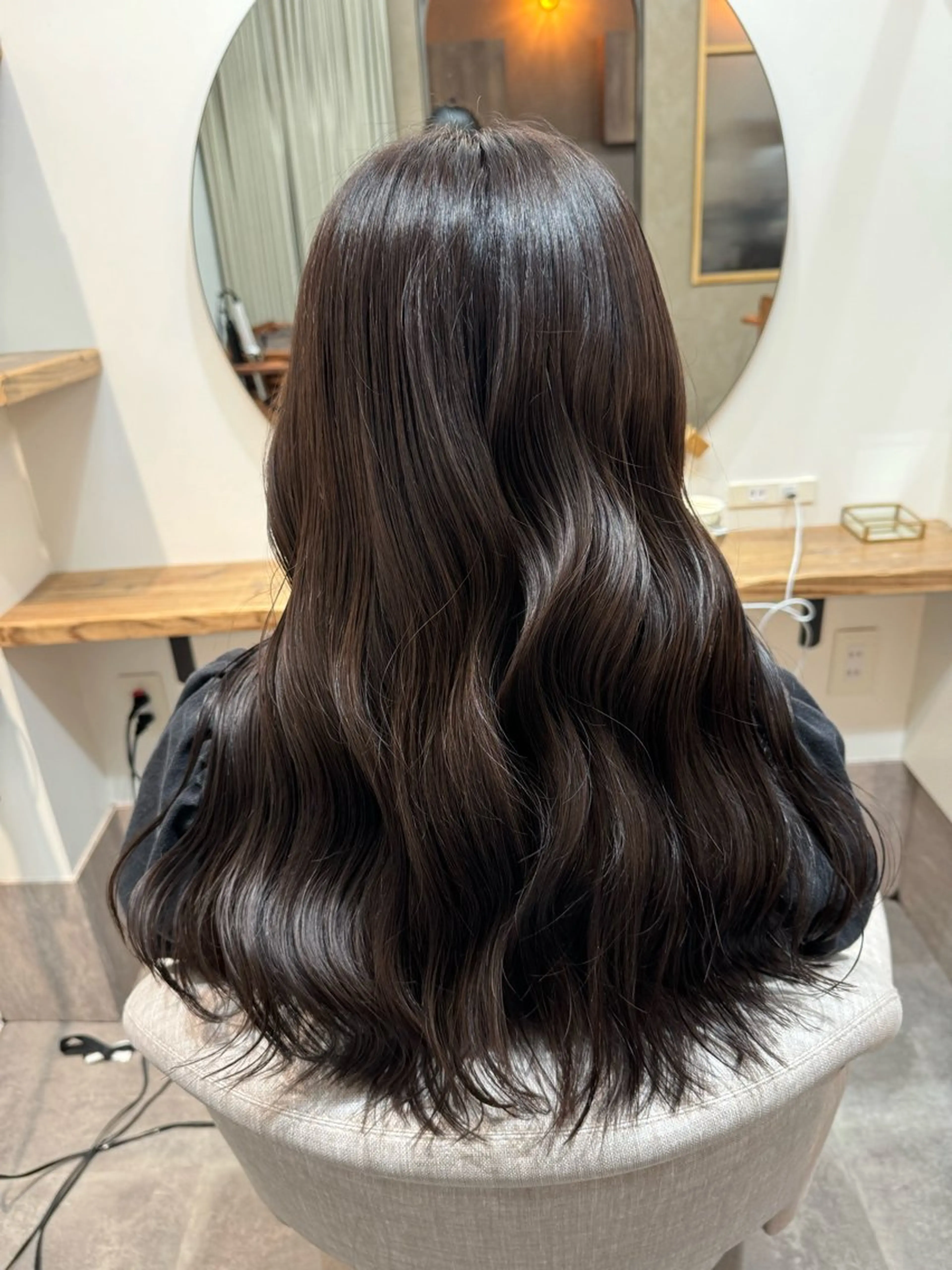 ロング カラー アッシュ アッシュグレー Nagisa ナギサのヘアスタイル