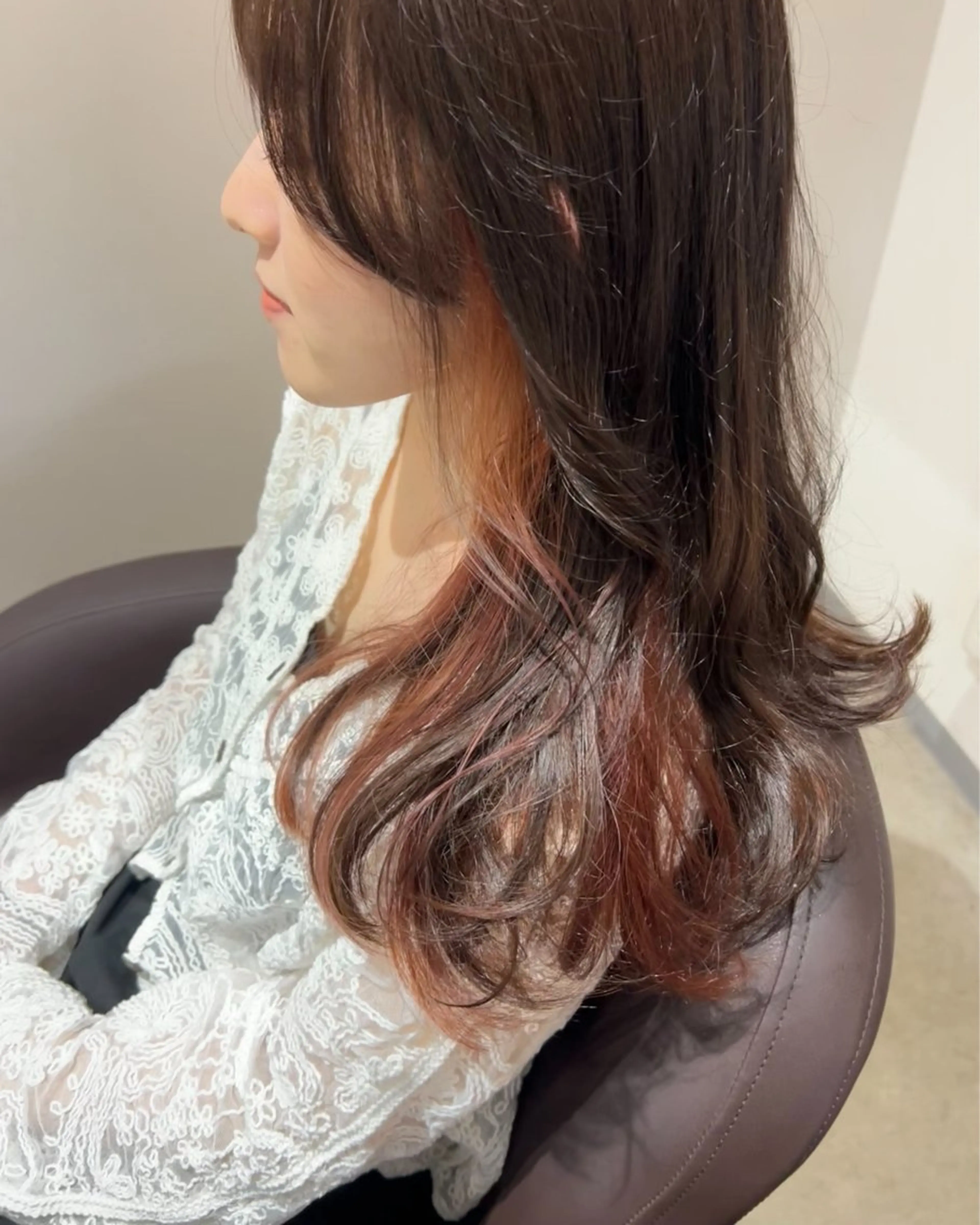 【💫ミニモ限定価格💫】カット+ポイントインナーブリーチ+髪質改善カラー+髪質改善 LOA2ステップトリートメント🍯の写真